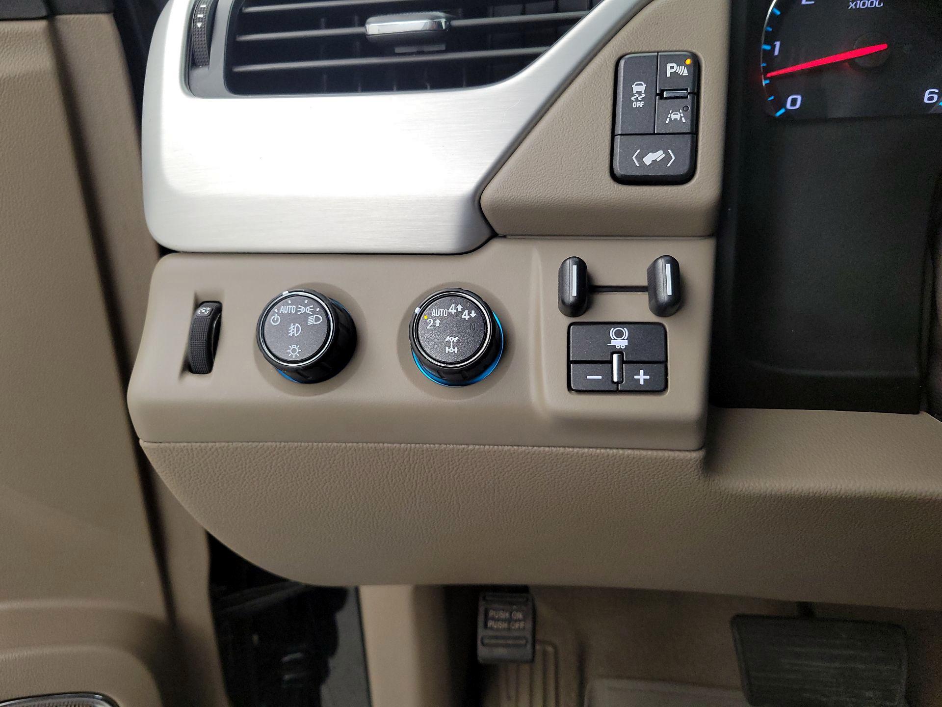 Thumbnail: 2019 GMC Yukon - 13