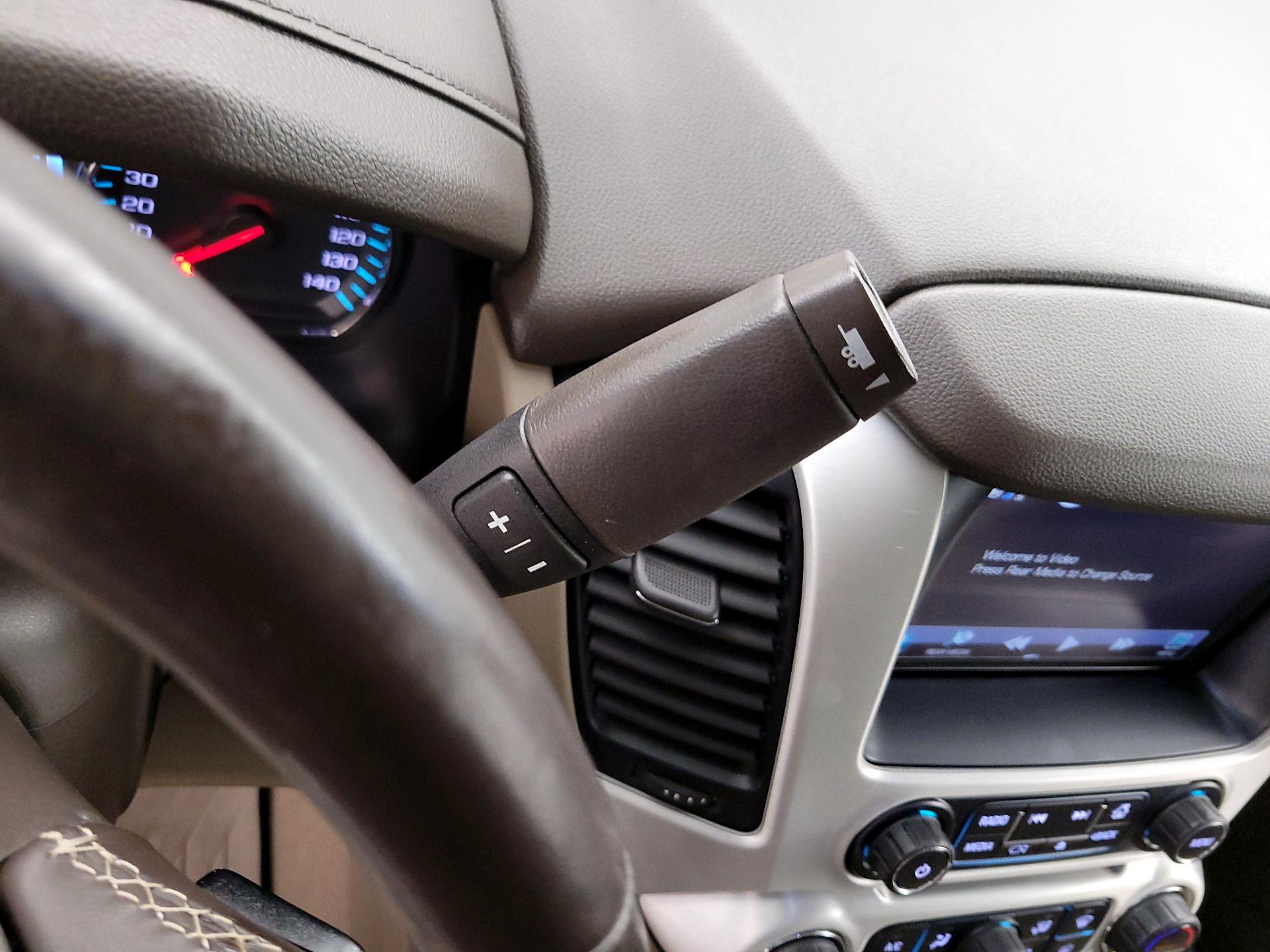 Thumbnail: 2019 GMC Yukon - 17