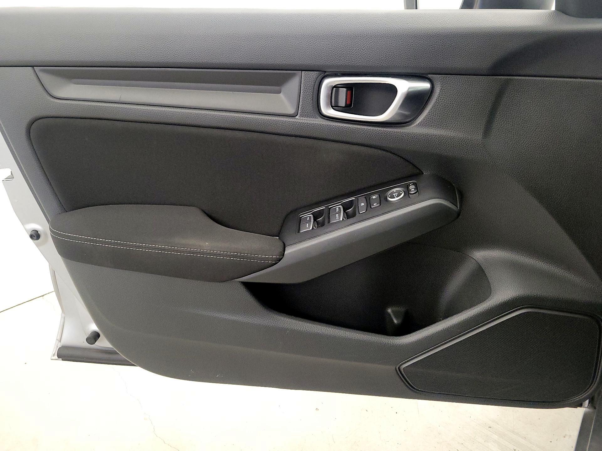 Thumbnail: 2023 Honda Civic - 12