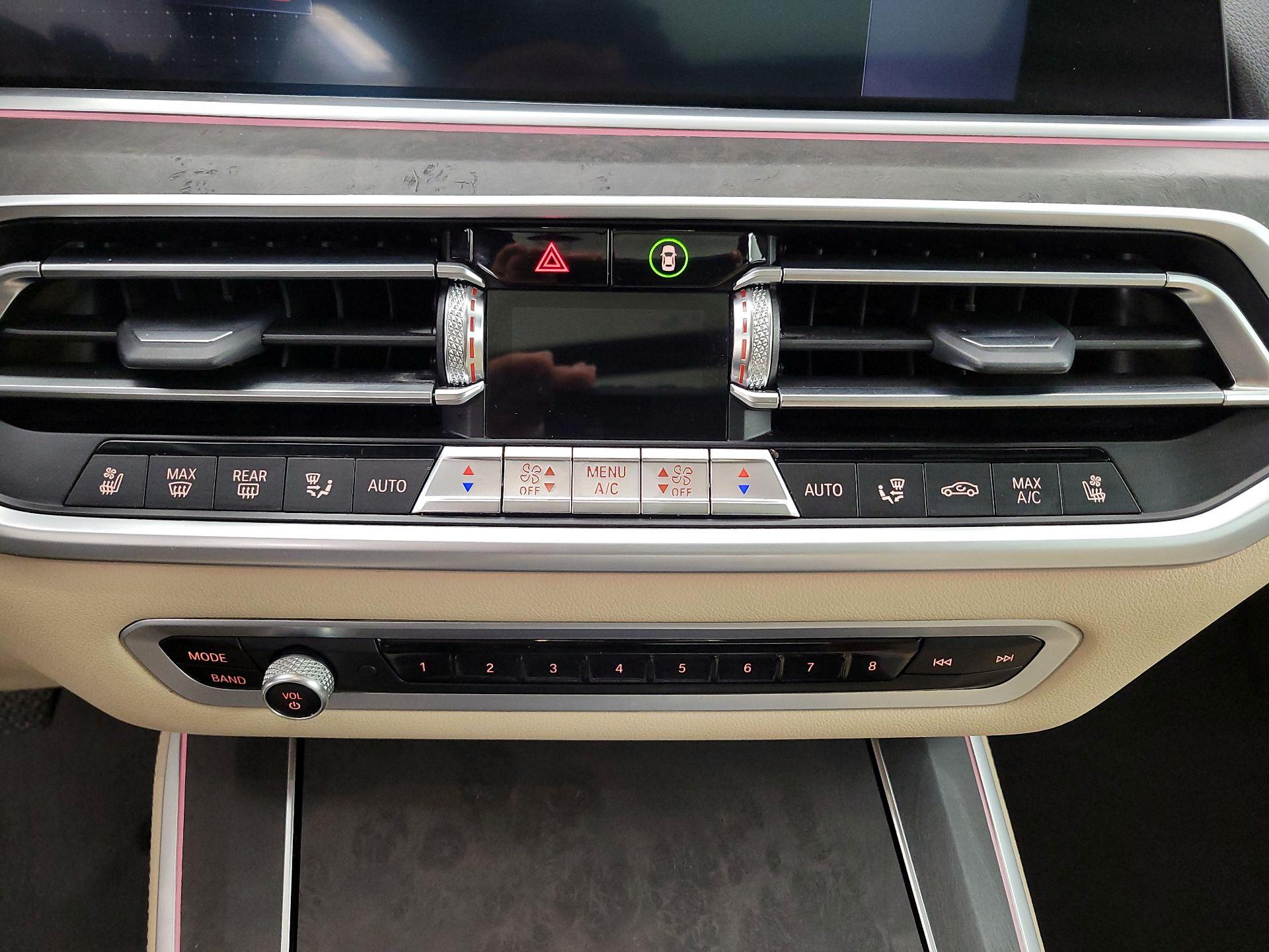 Thumbnail: 2022 BMW X5 - 17