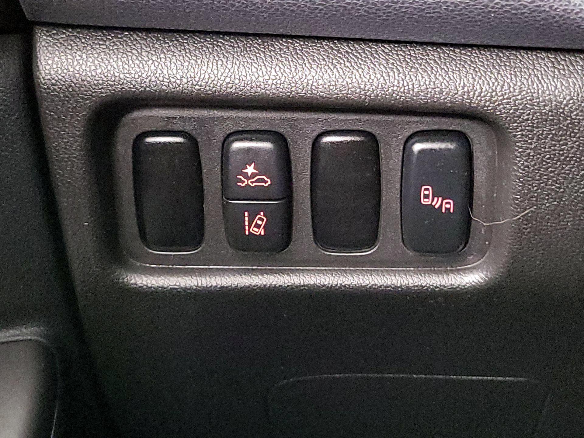 Thumbnail: 2022 Mitsubishi Outlander Sport - 13