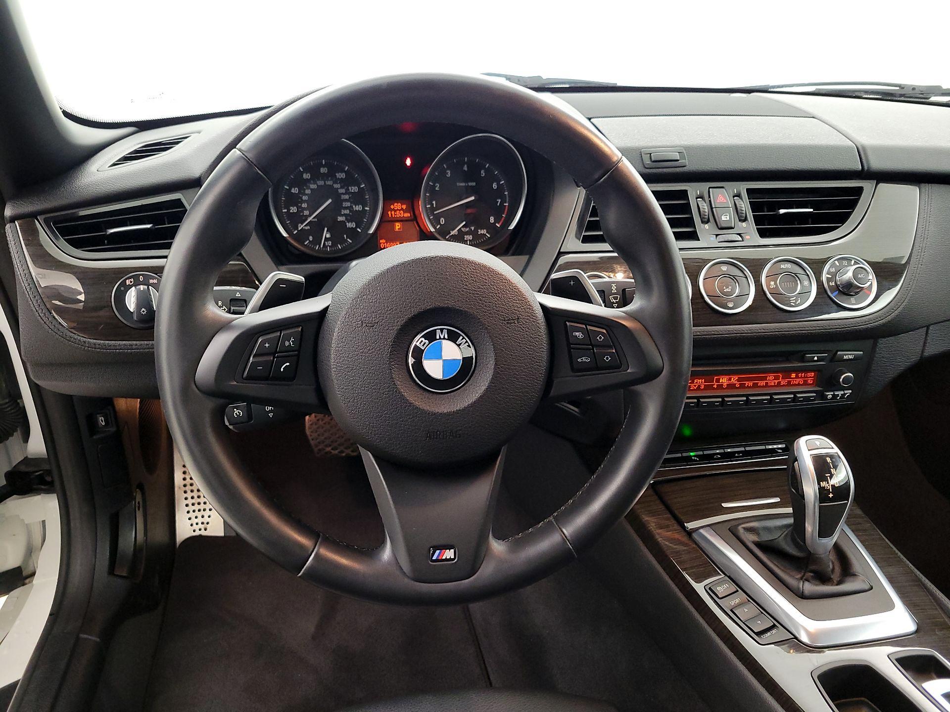 Thumbnail: 2015 BMW Z4 - 10
