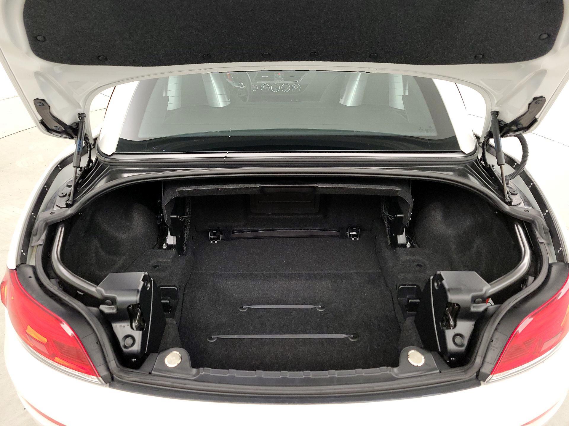 Thumbnail: 2015 BMW Z4 - 17