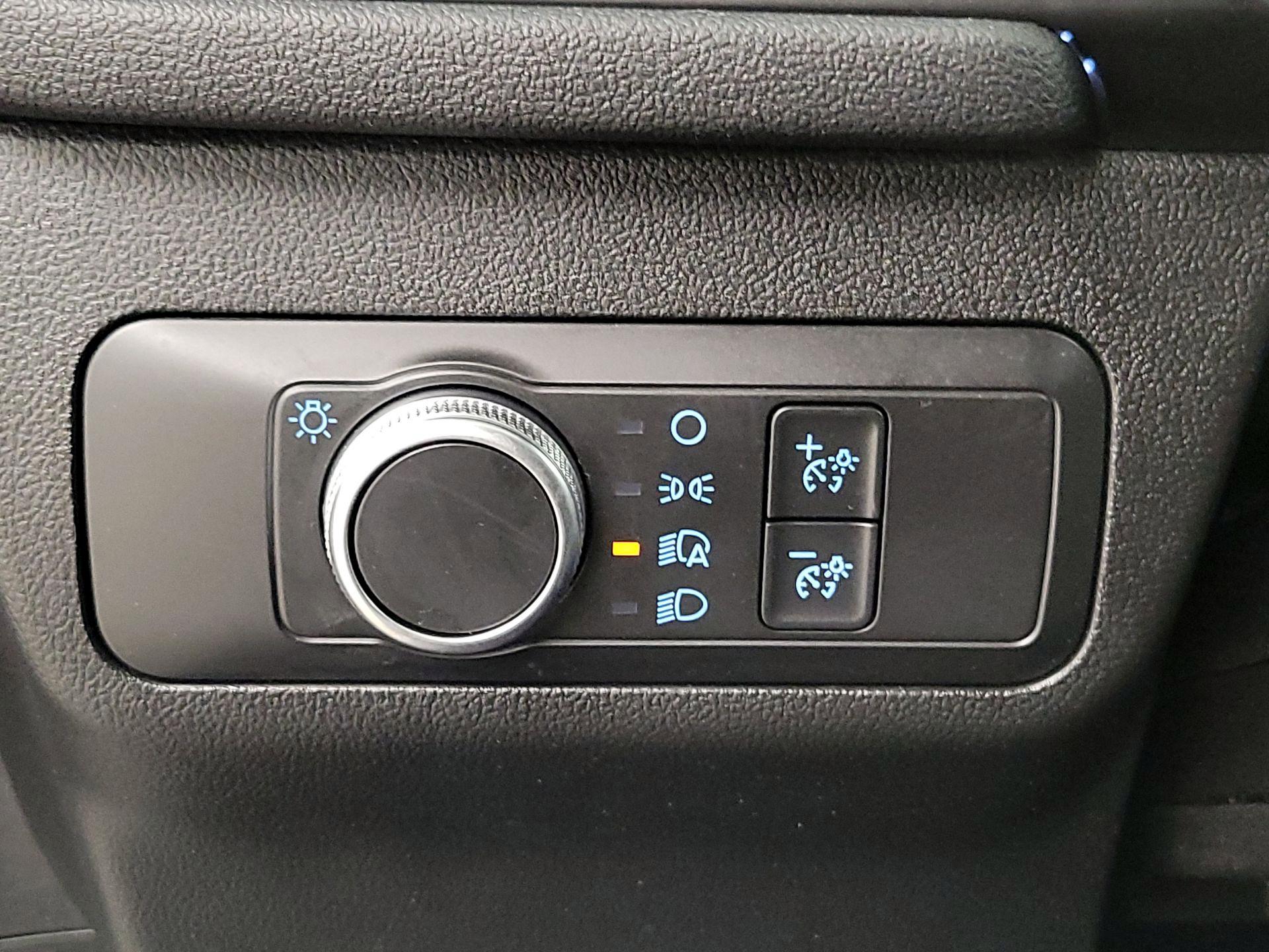 Thumbnail: 2020 Ford Escape - 13