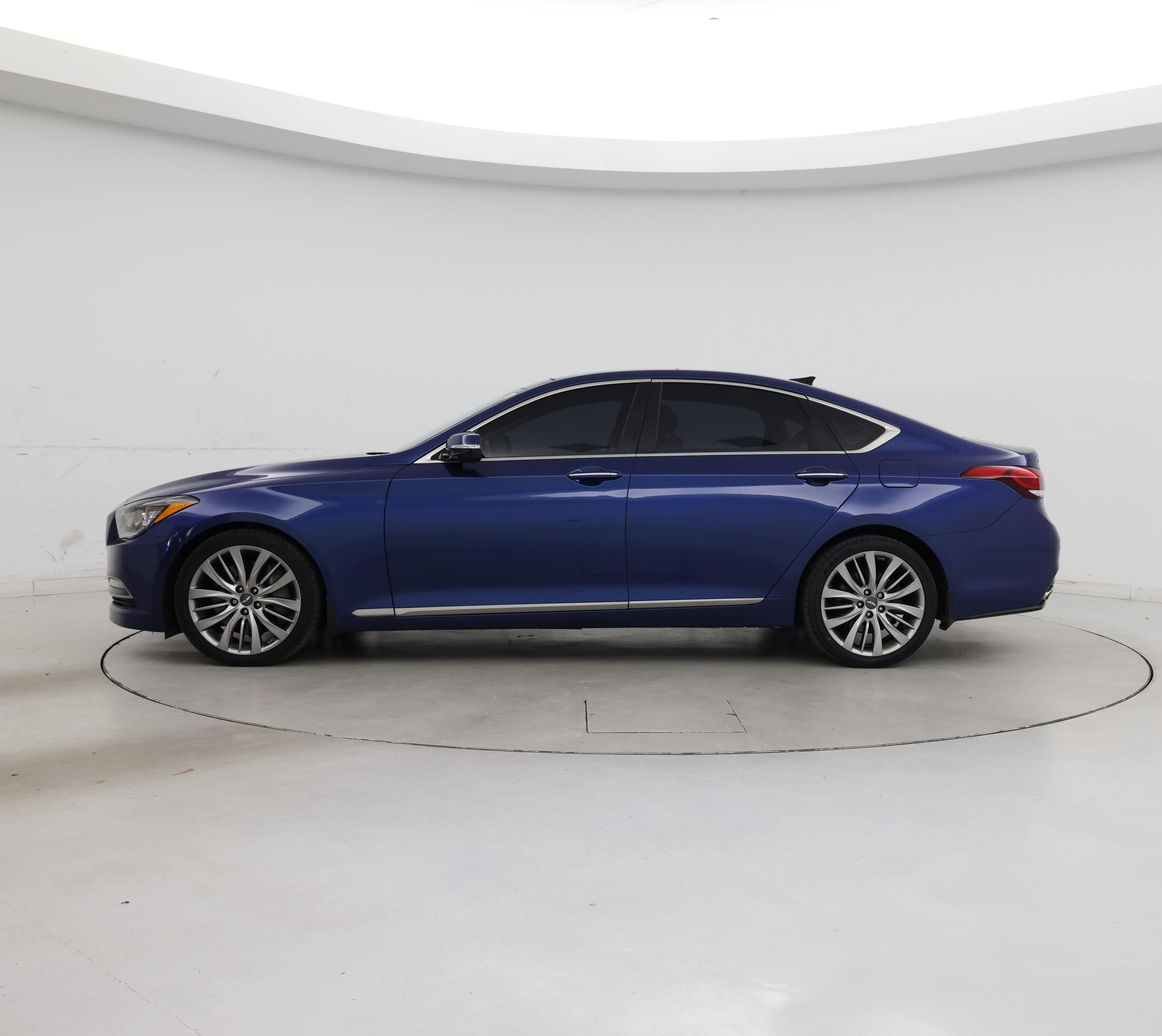 Thumbnail: 2015 Hyundai Genesis - 3