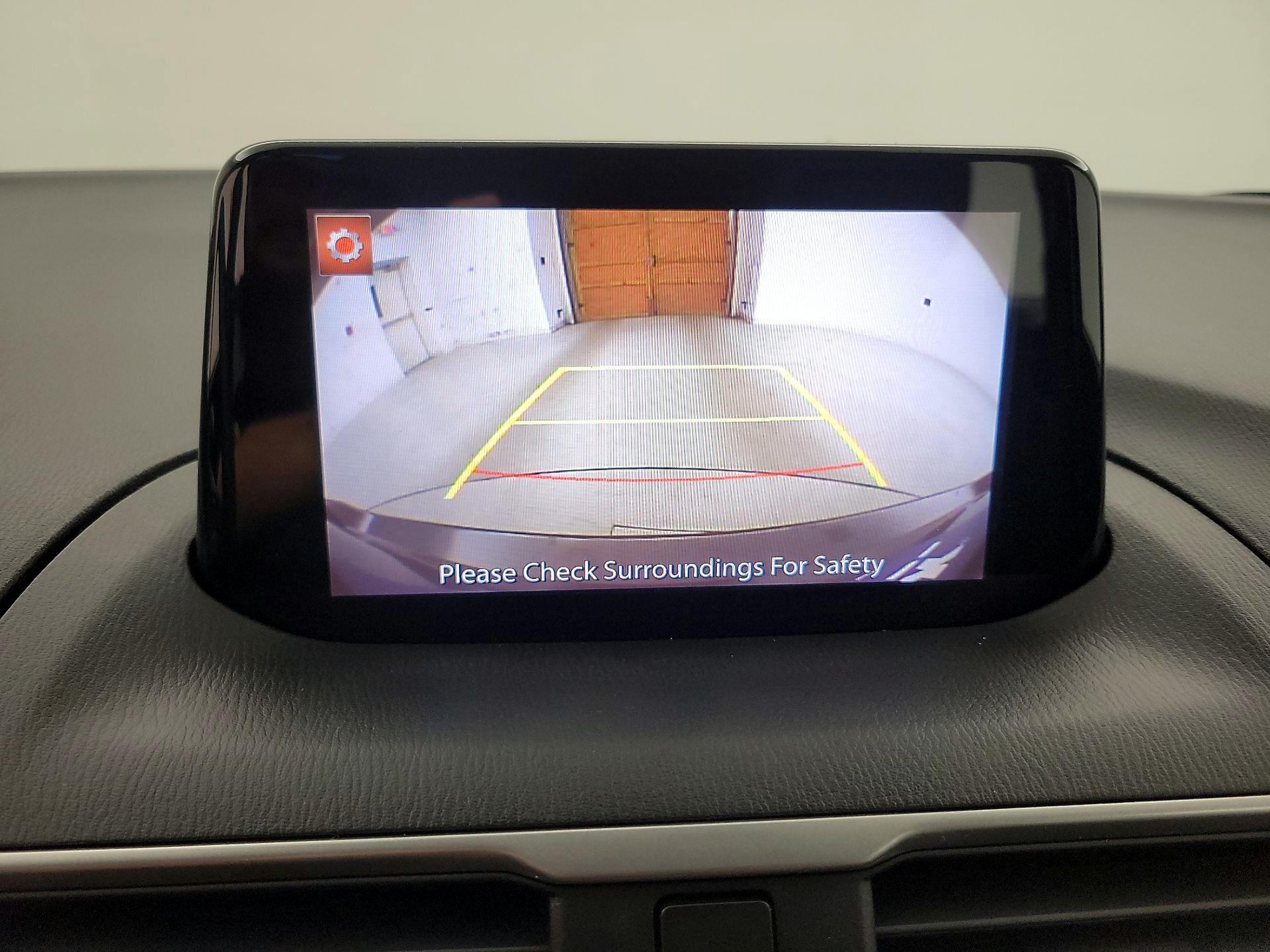 Thumbnail: 2017 Mazda Mazda3 - 14