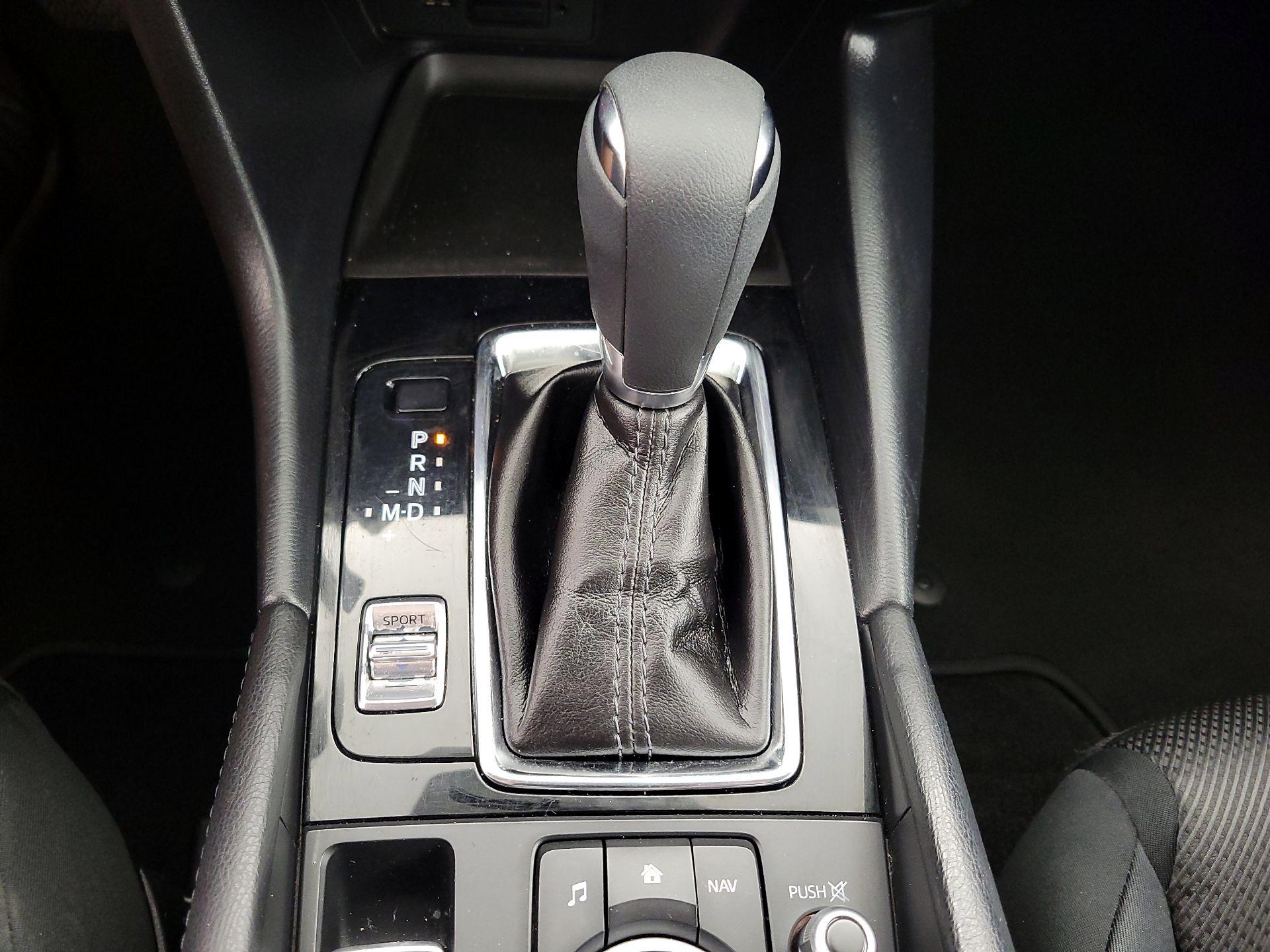 Thumbnail: 2017 Mazda Mazda3 - 17