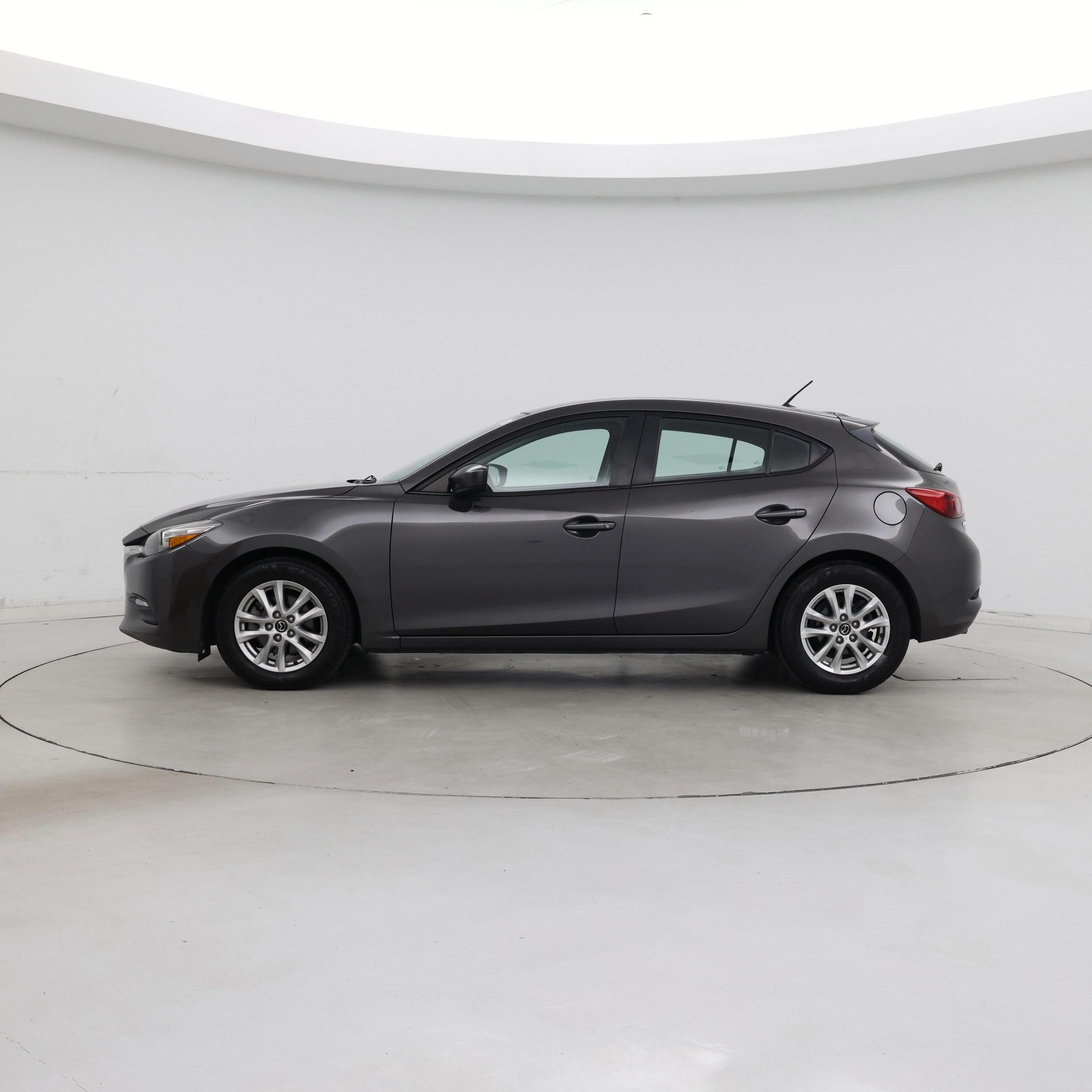 Thumbnail: 2017 Mazda Mazda3 - 3