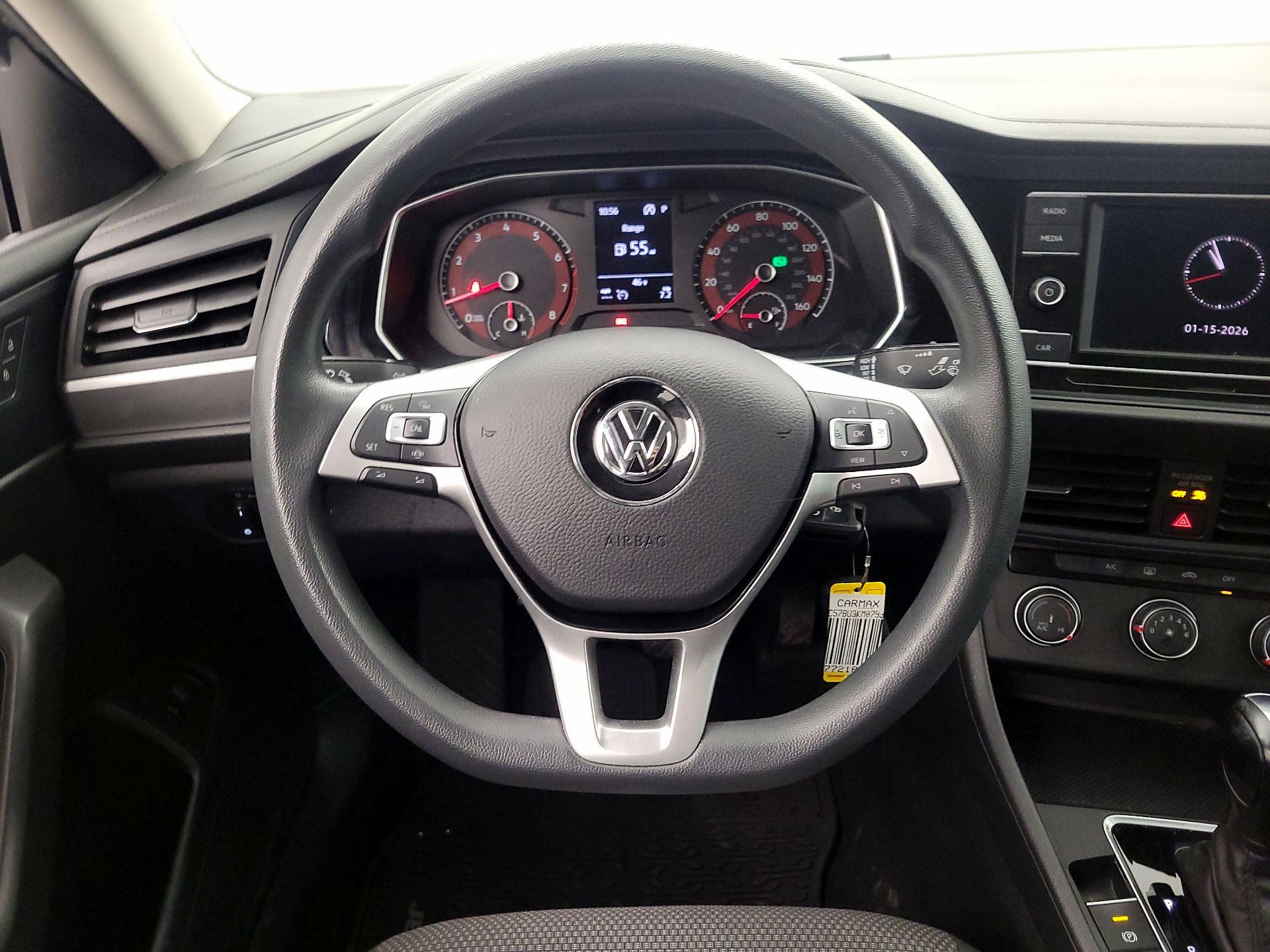 Thumbnail: 2019 Volkswagen Jetta - 10