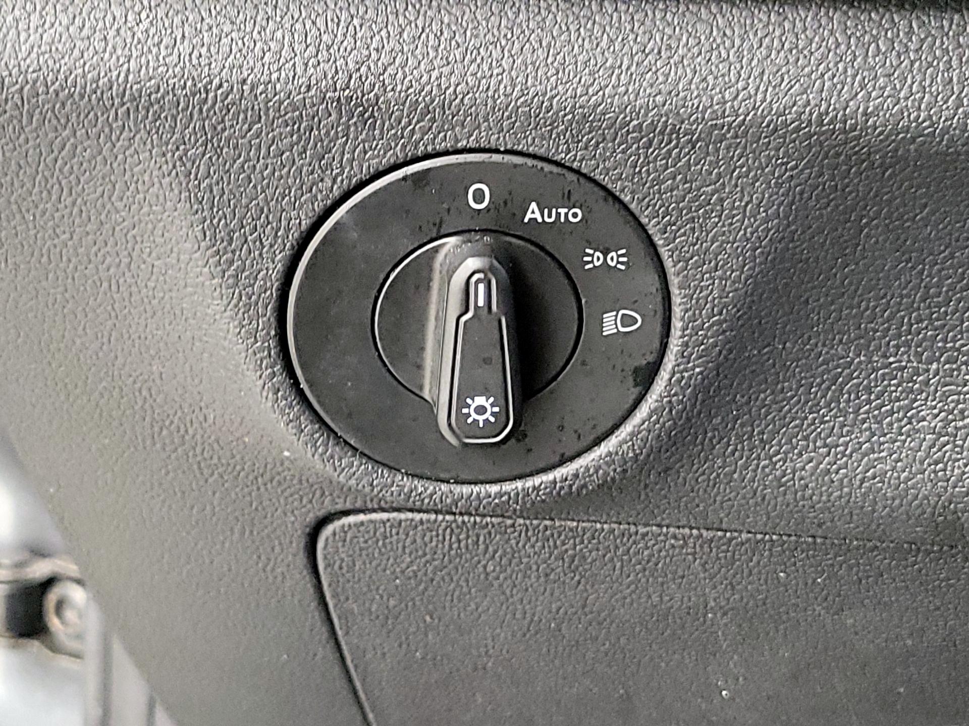 Thumbnail: 2019 Volkswagen Jetta - 13