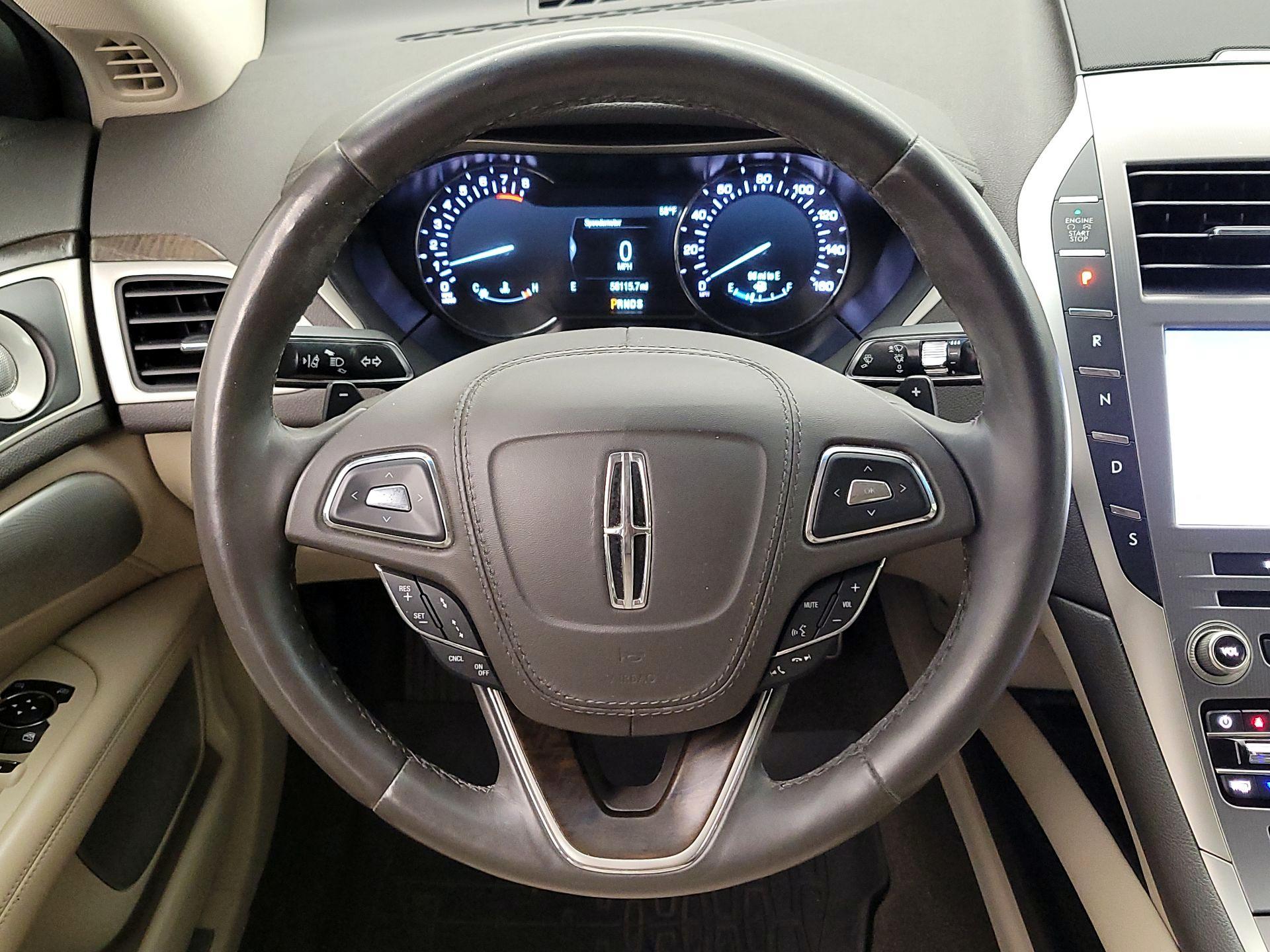 Thumbnail: 2020 Lincoln MKZ - 10