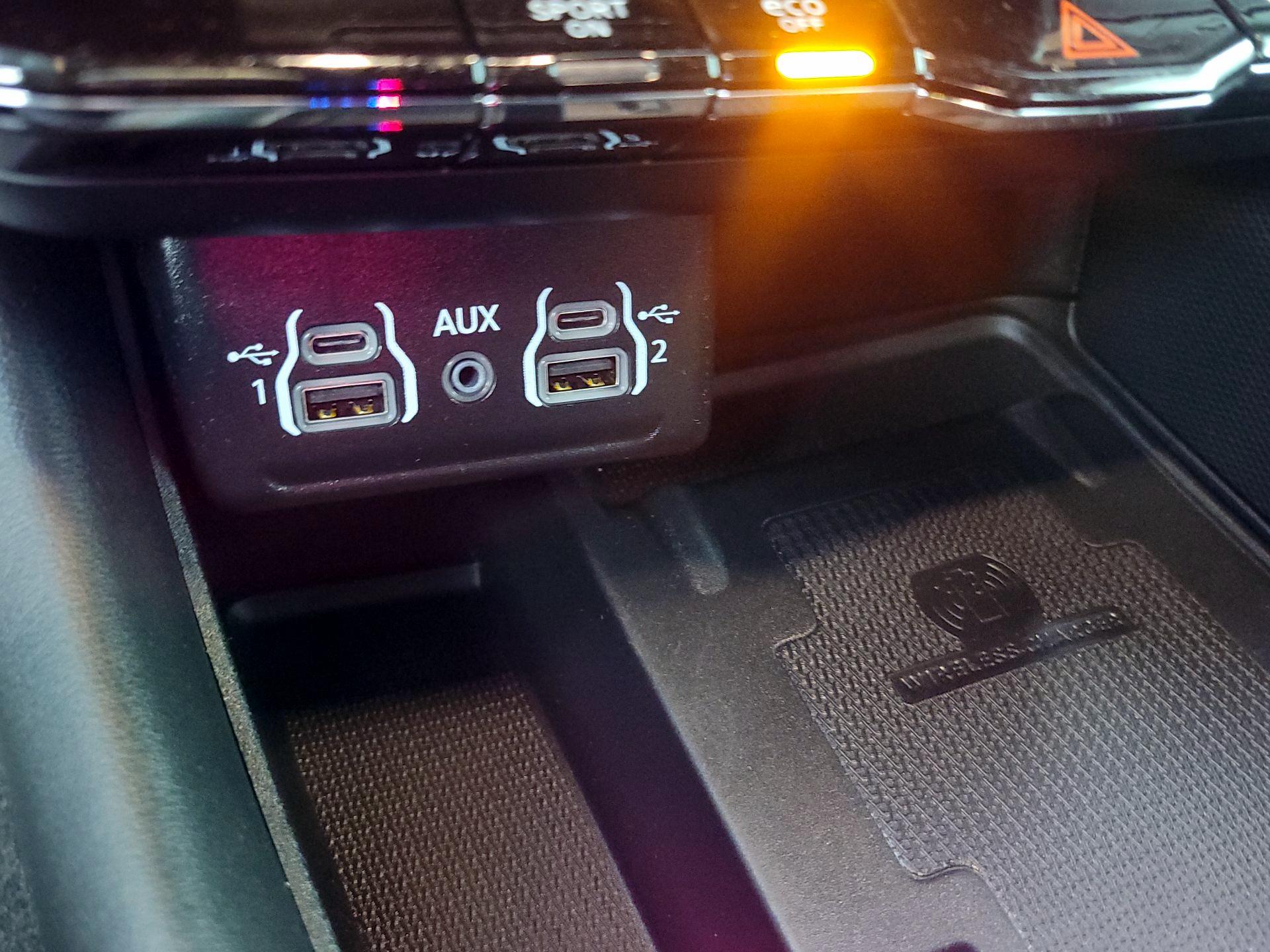 Thumbnail: 2022 Dodge Durango - 18