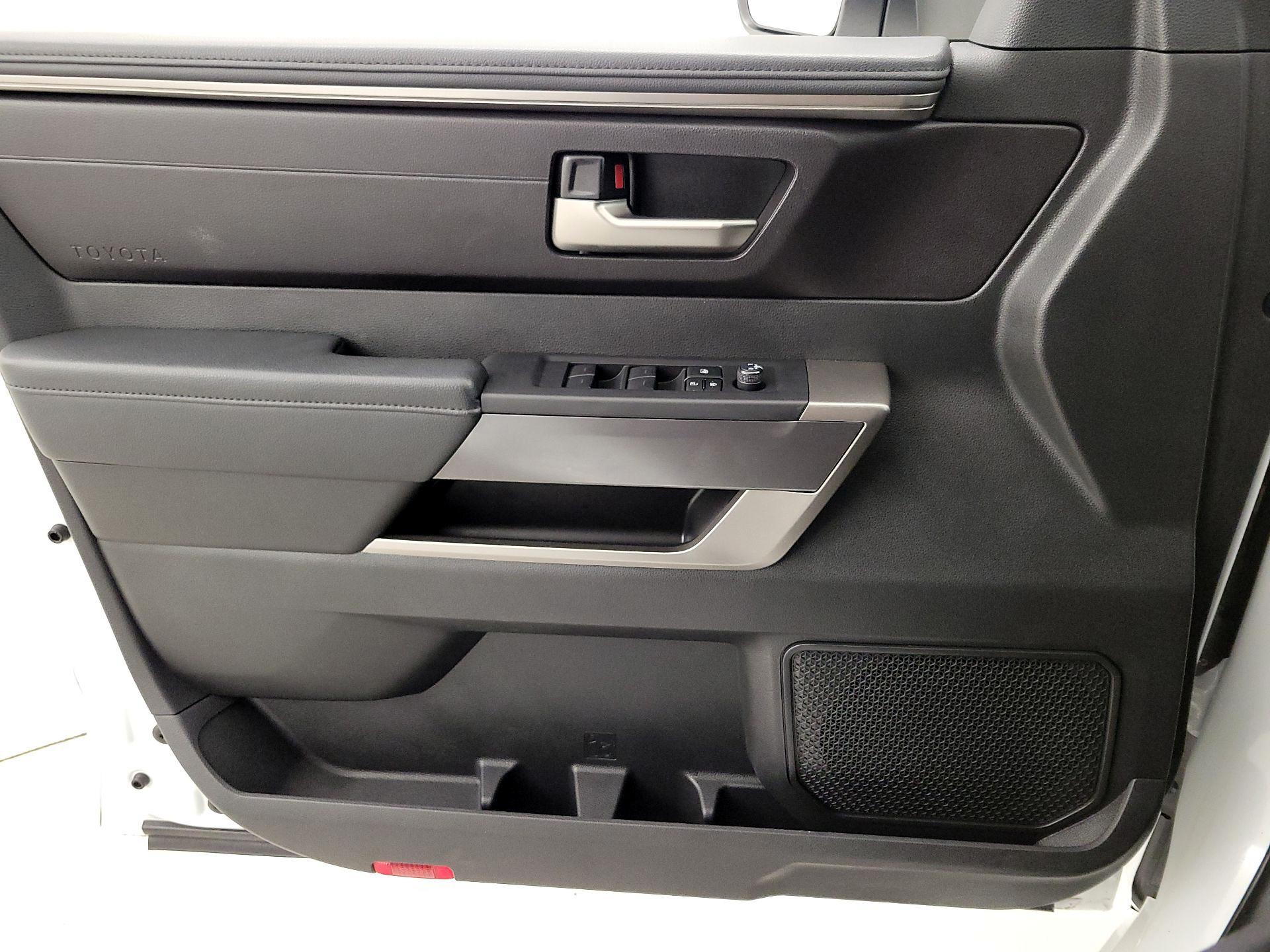 Thumbnail: 2024 Toyota Tundra - 12