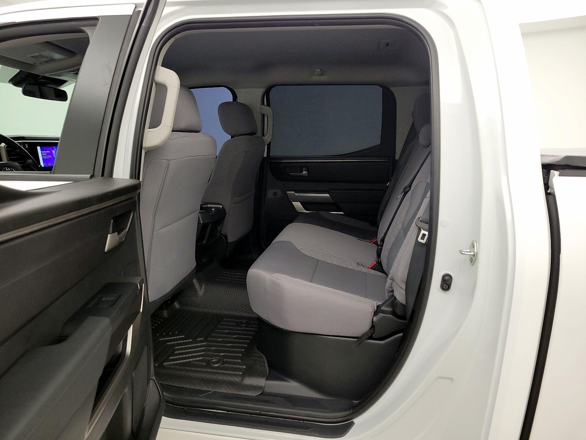 Thumbnail: 2024 Toyota Tundra - 19