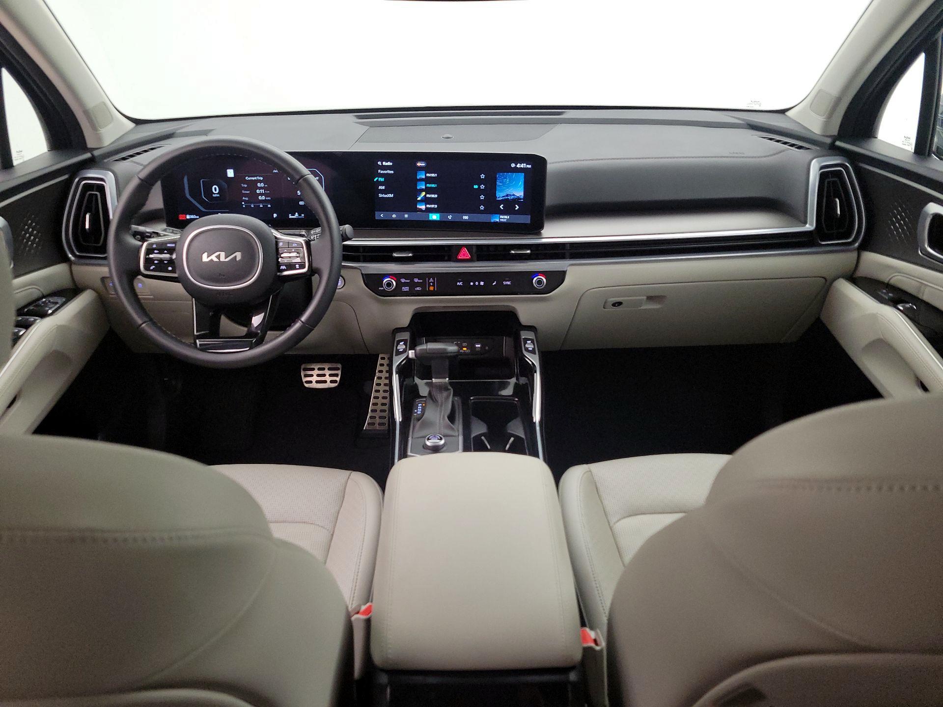 Thumbnail: 2024 Kia Sorento - 9