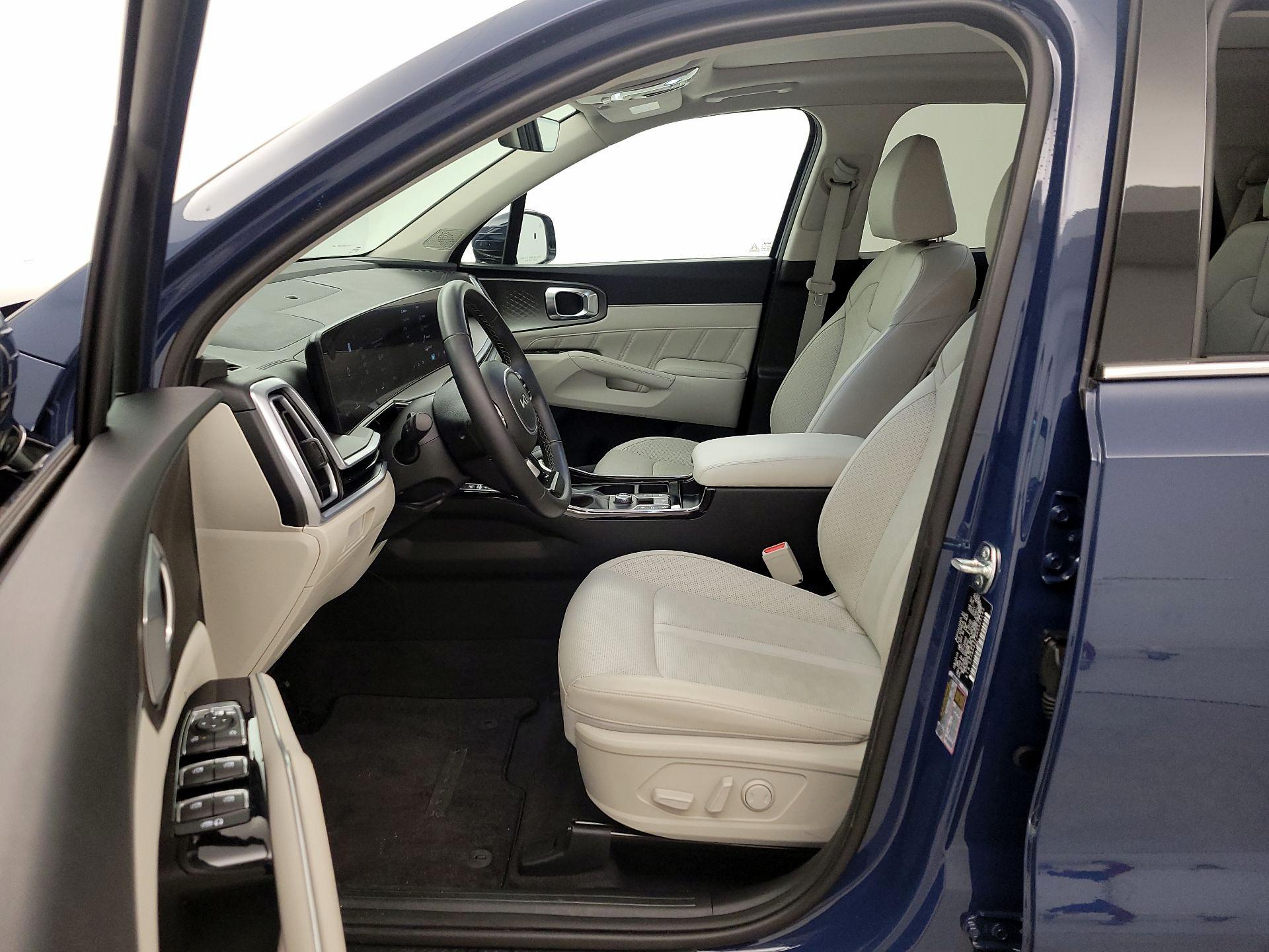 Thumbnail: 2024 Kia Sorento - 11