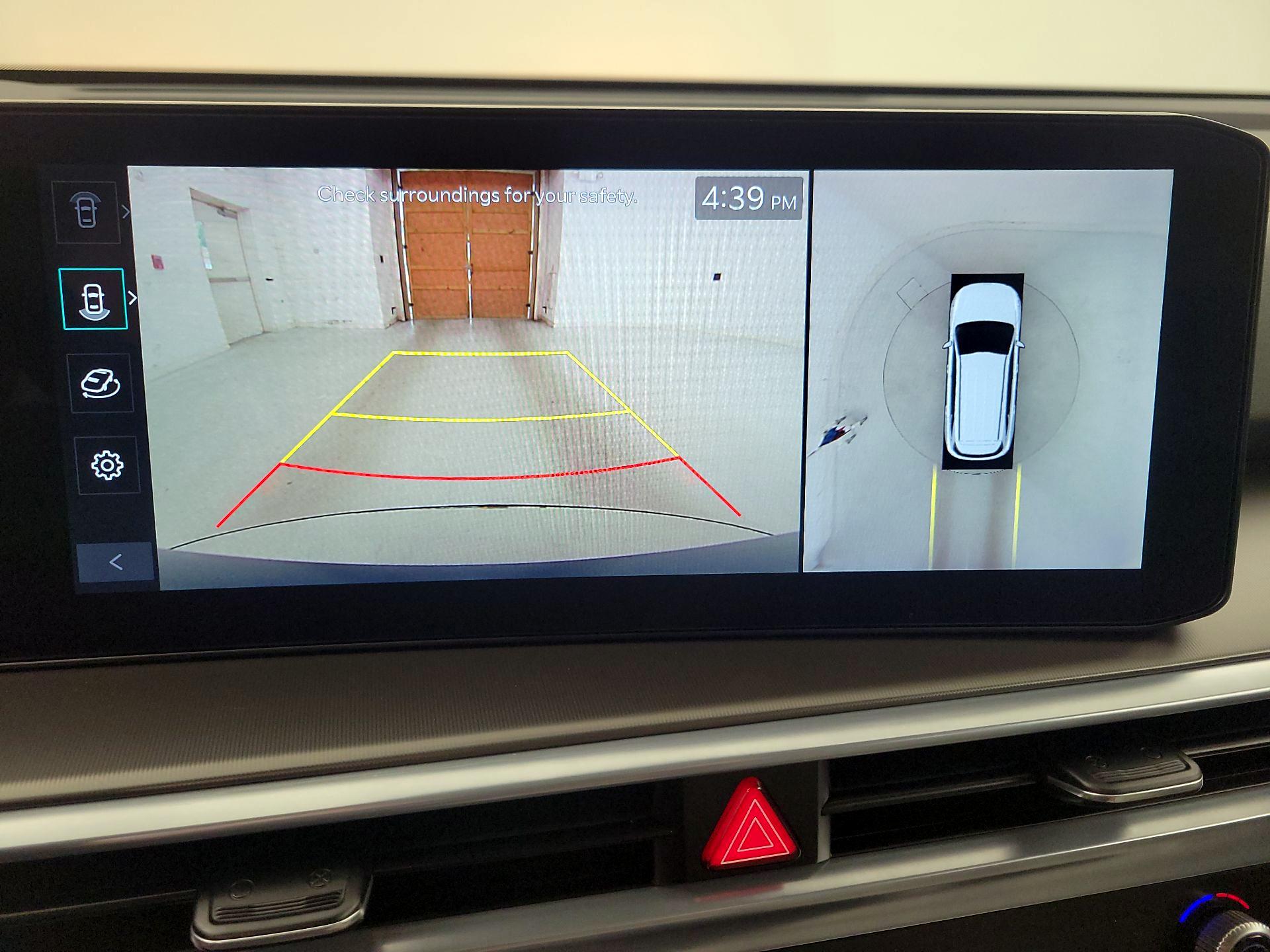 Thumbnail: 2024 Kia Sorento - 14