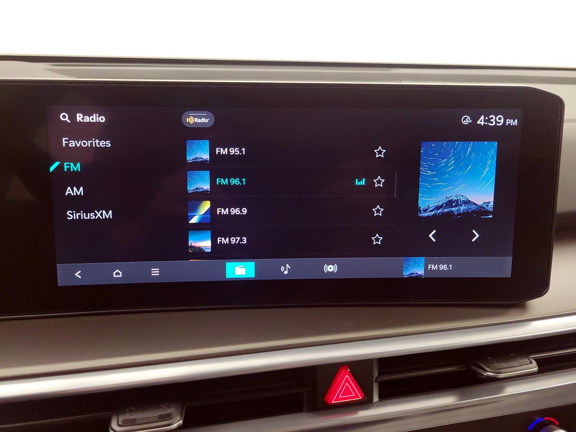 Thumbnail: 2024 Kia Sorento - 15