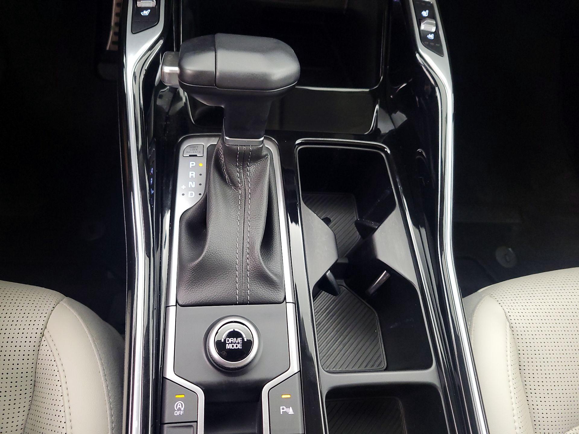 Thumbnail: 2024 Kia Sorento - 17