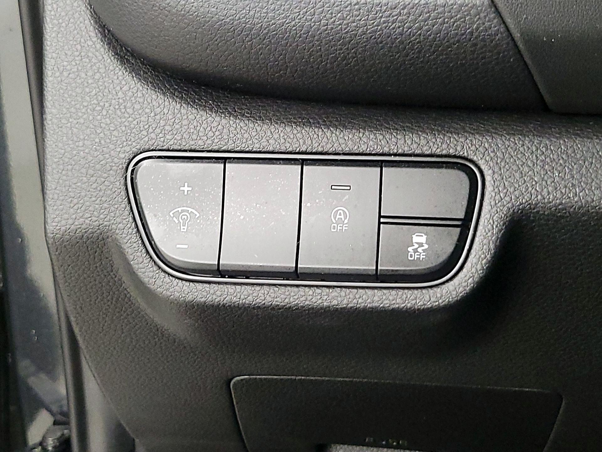 Thumbnail: 2024 Kia Seltos - 13