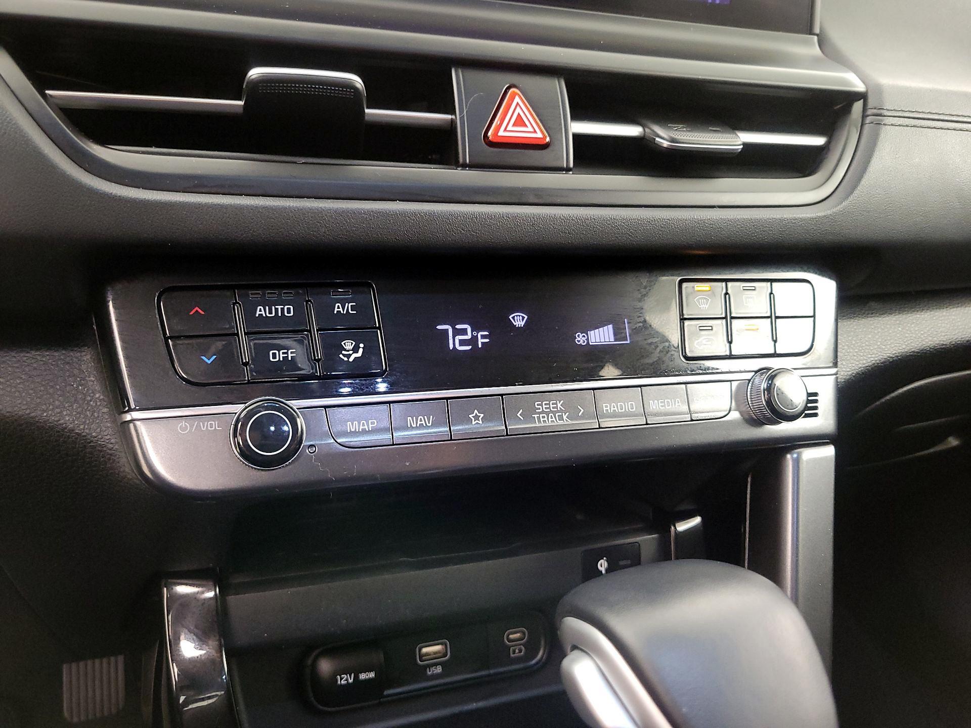 Thumbnail: 2024 Kia Seltos - 17