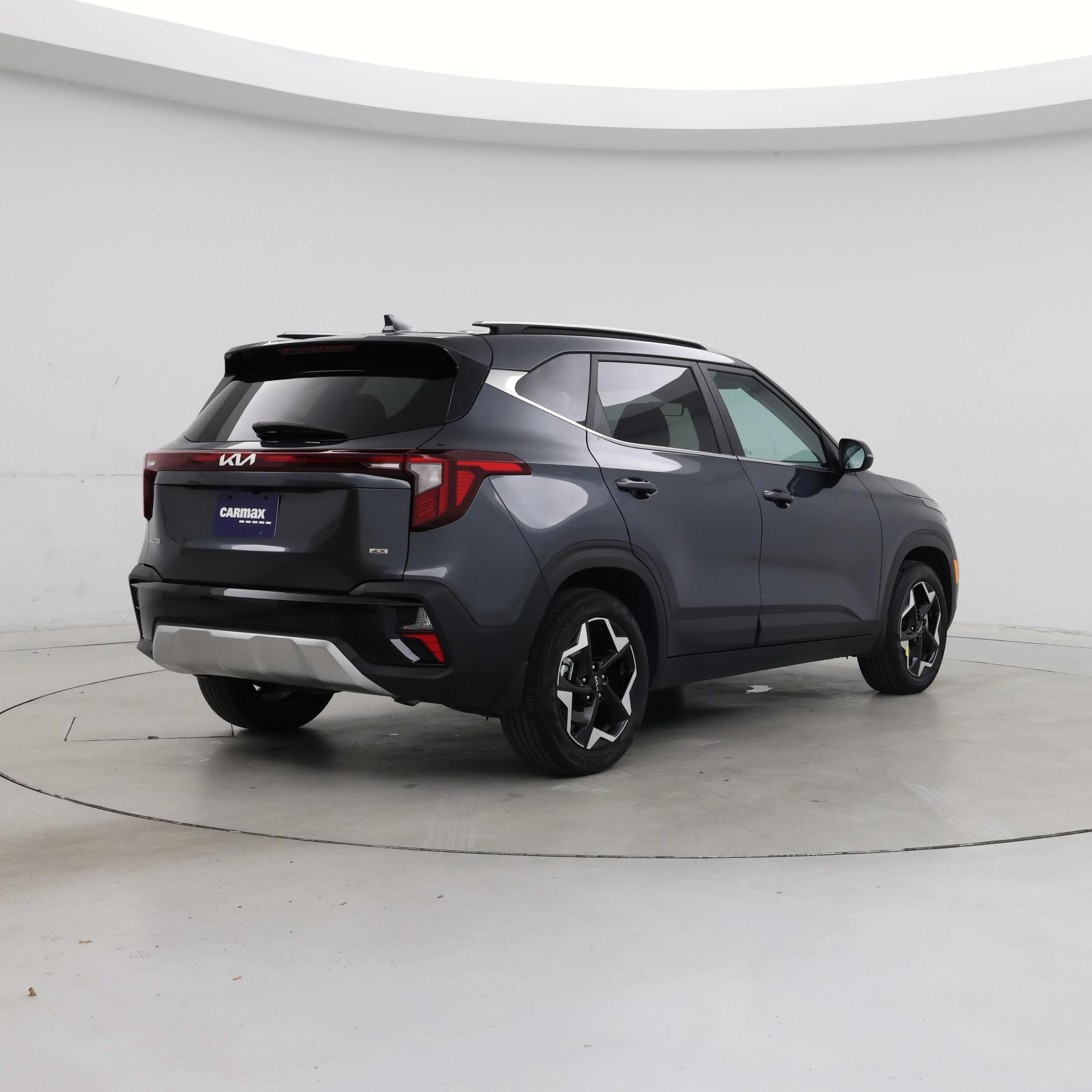 Thumbnail: 2024 Kia Seltos - 8