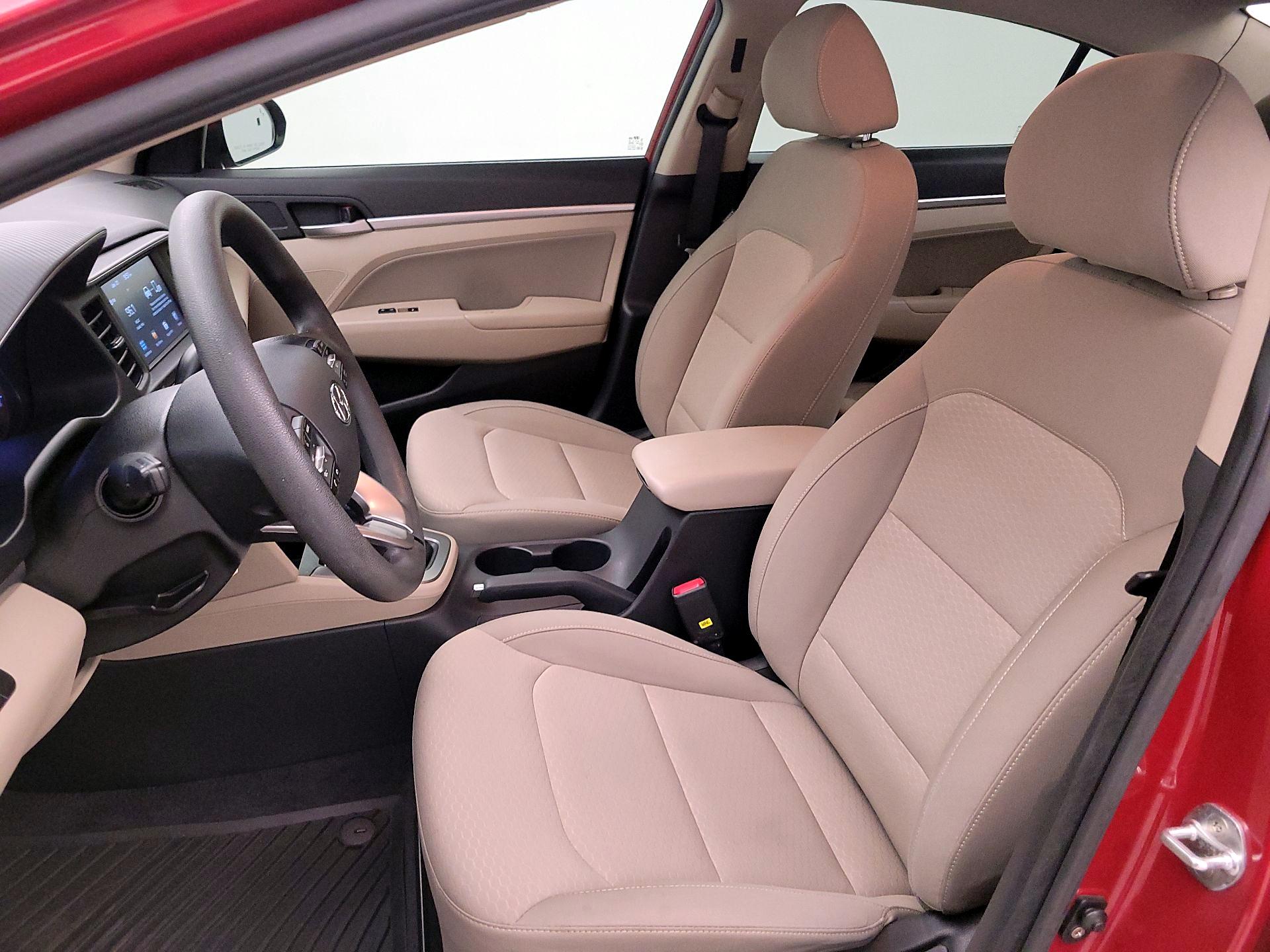 Thumbnail: 2019 Hyundai Elantra - 11