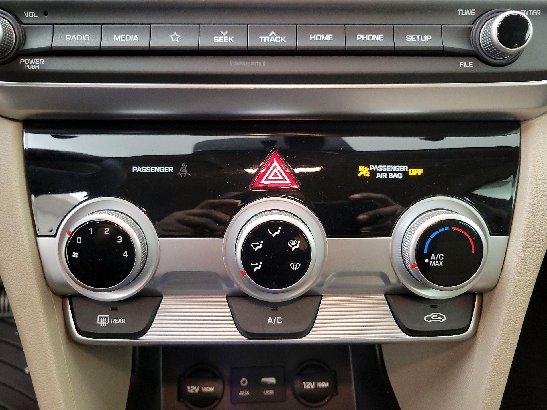 Thumbnail: 2019 Hyundai Elantra - 16