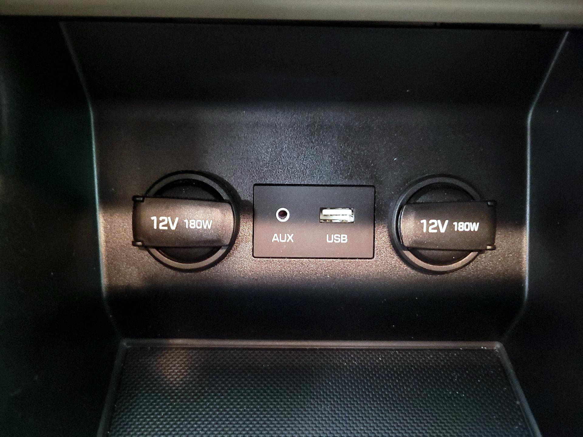 Thumbnail: 2019 Hyundai Elantra - 18