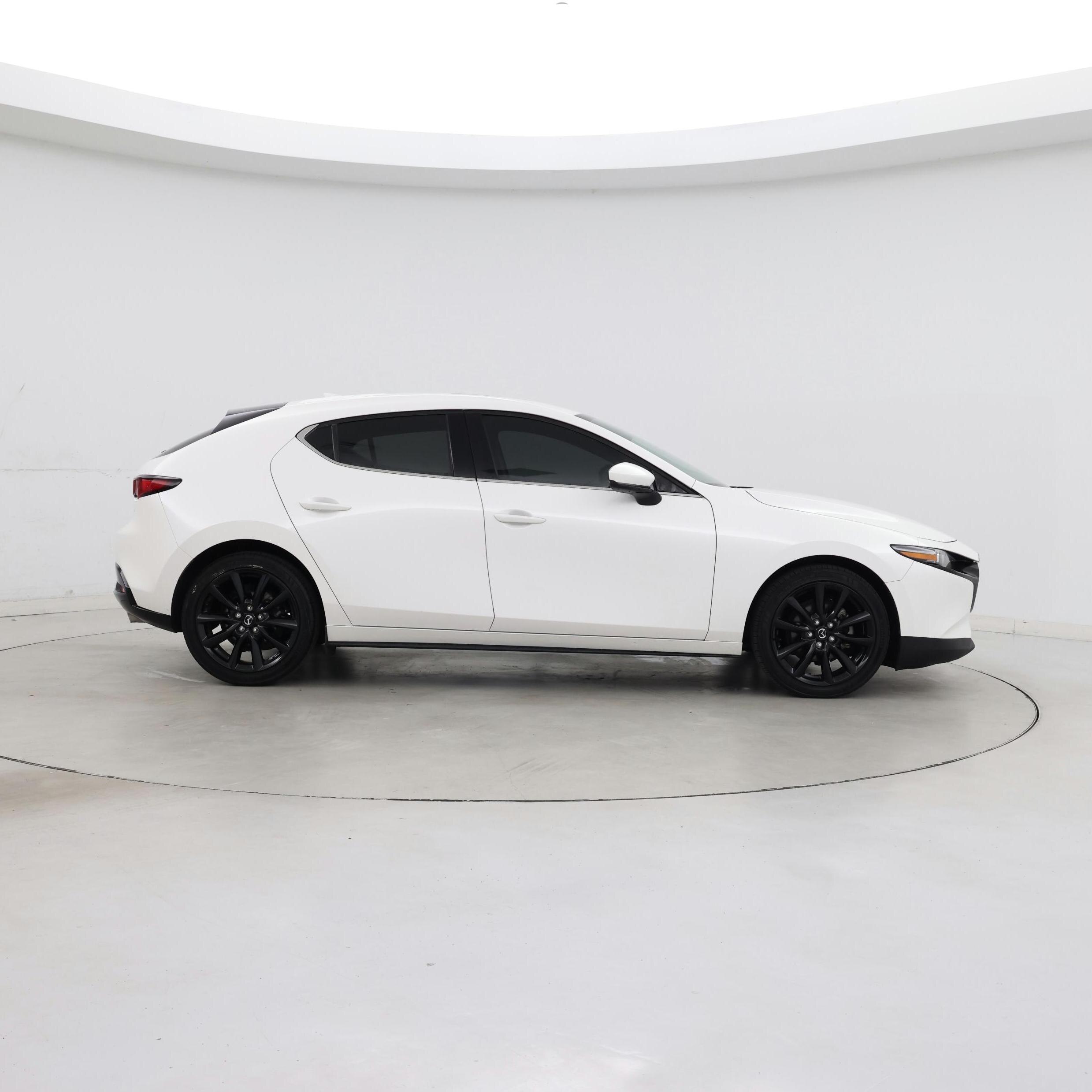 Thumbnail: 2022 Mazda Mazda3 - 7