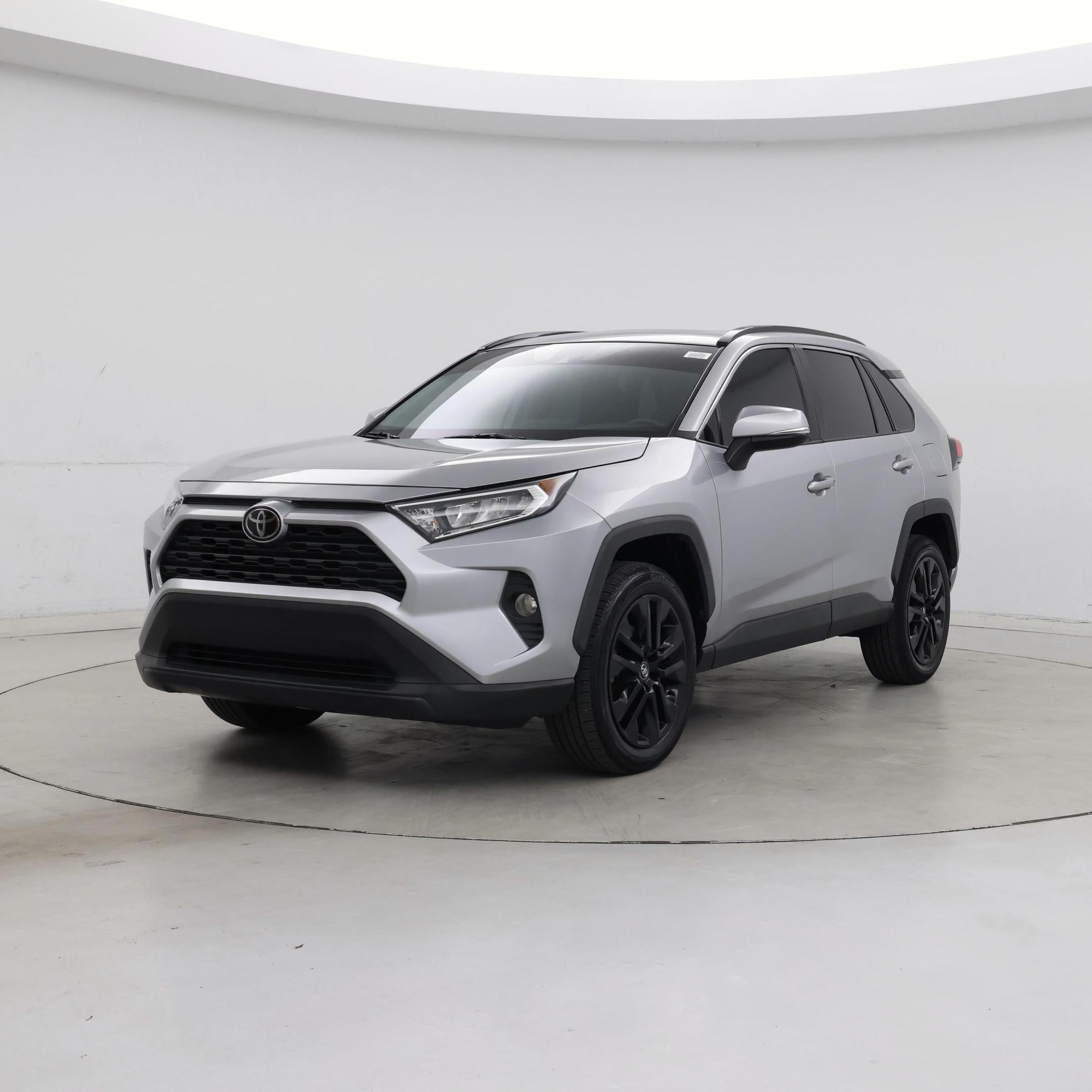 Thumbnail: 2021 Toyota RAV4 - 4