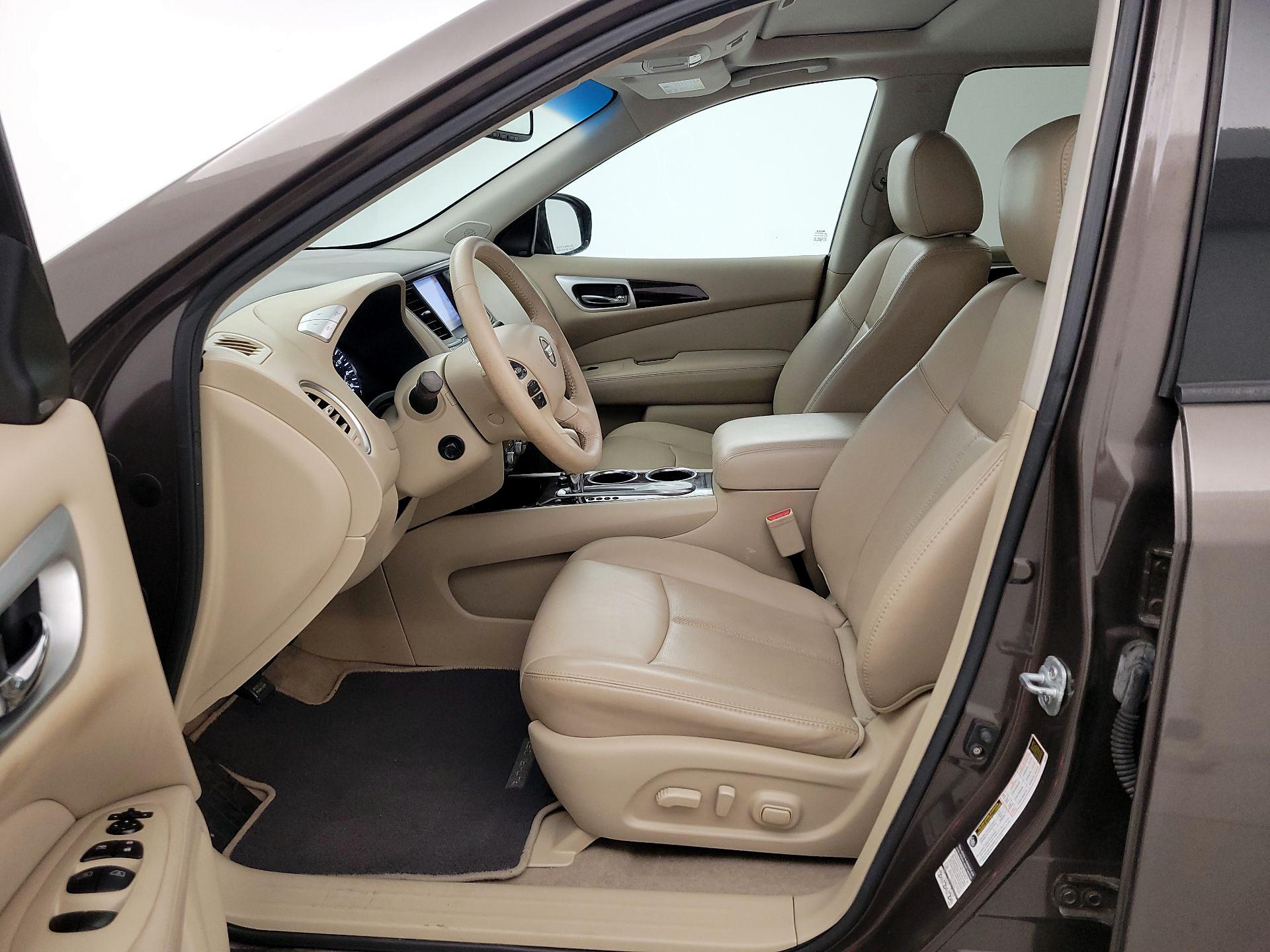 Thumbnail: 2015 Nissan Pathfinder - 11