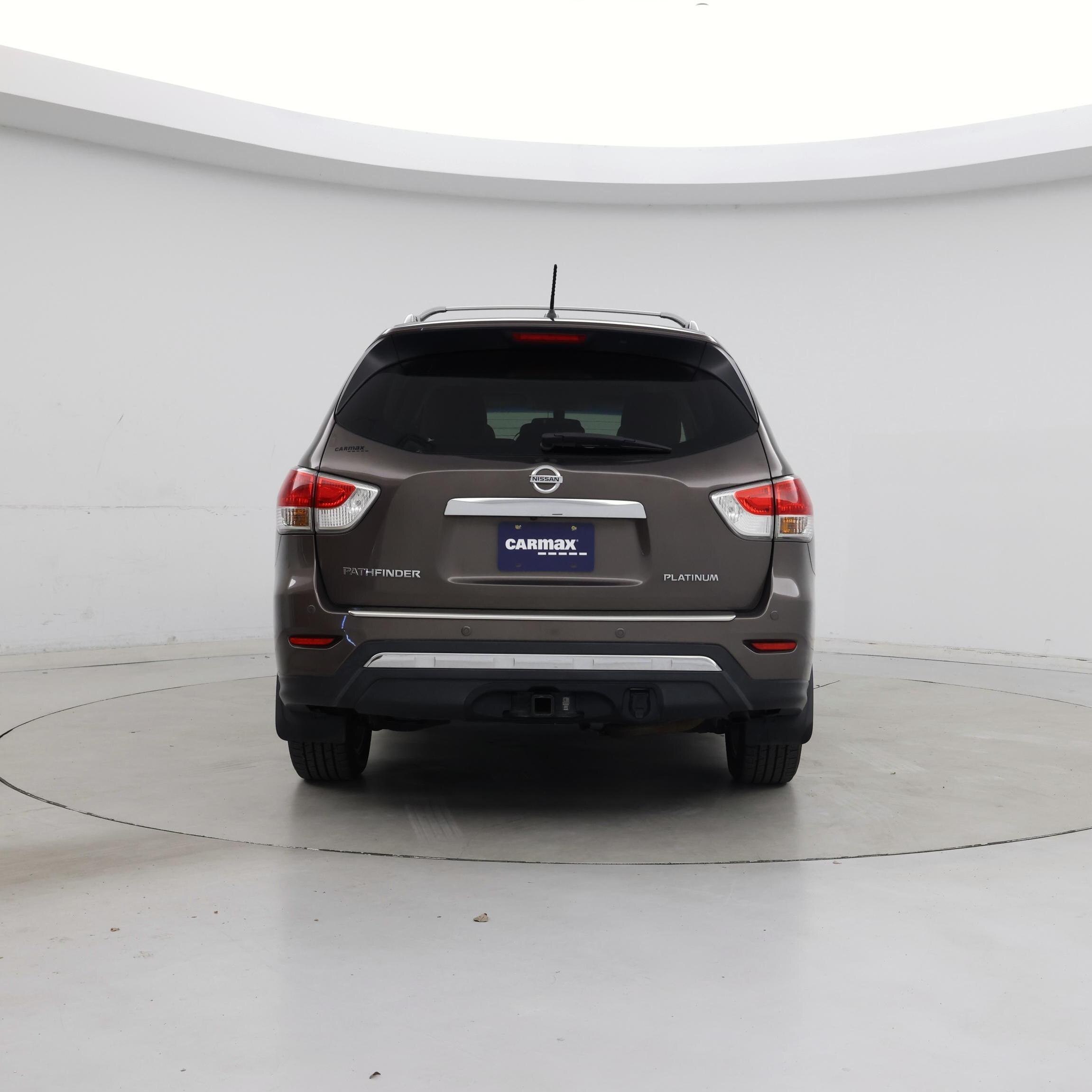 Thumbnail: 2015 Nissan Pathfinder - 6