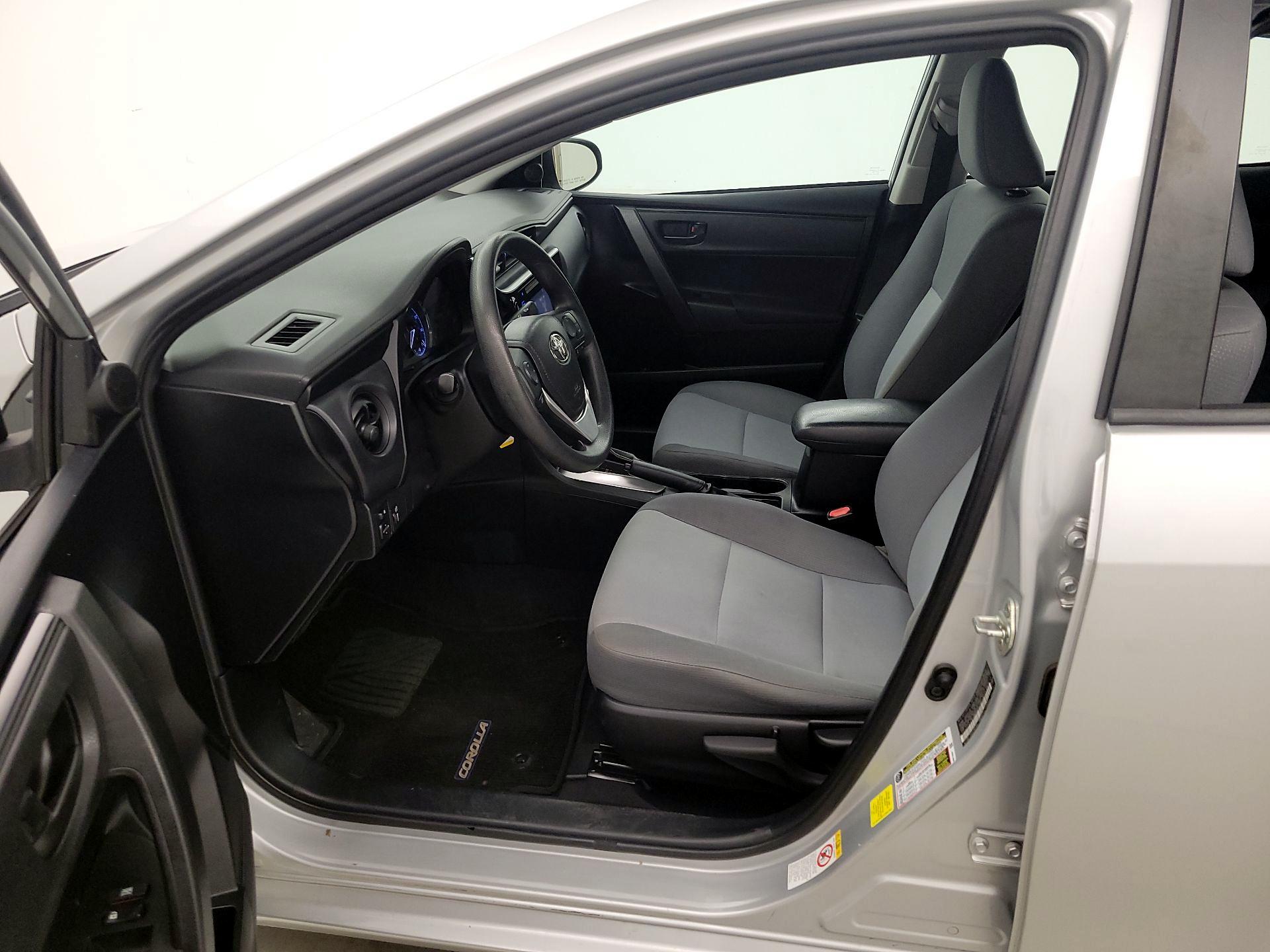 Thumbnail: 2018 Toyota Corolla - 11