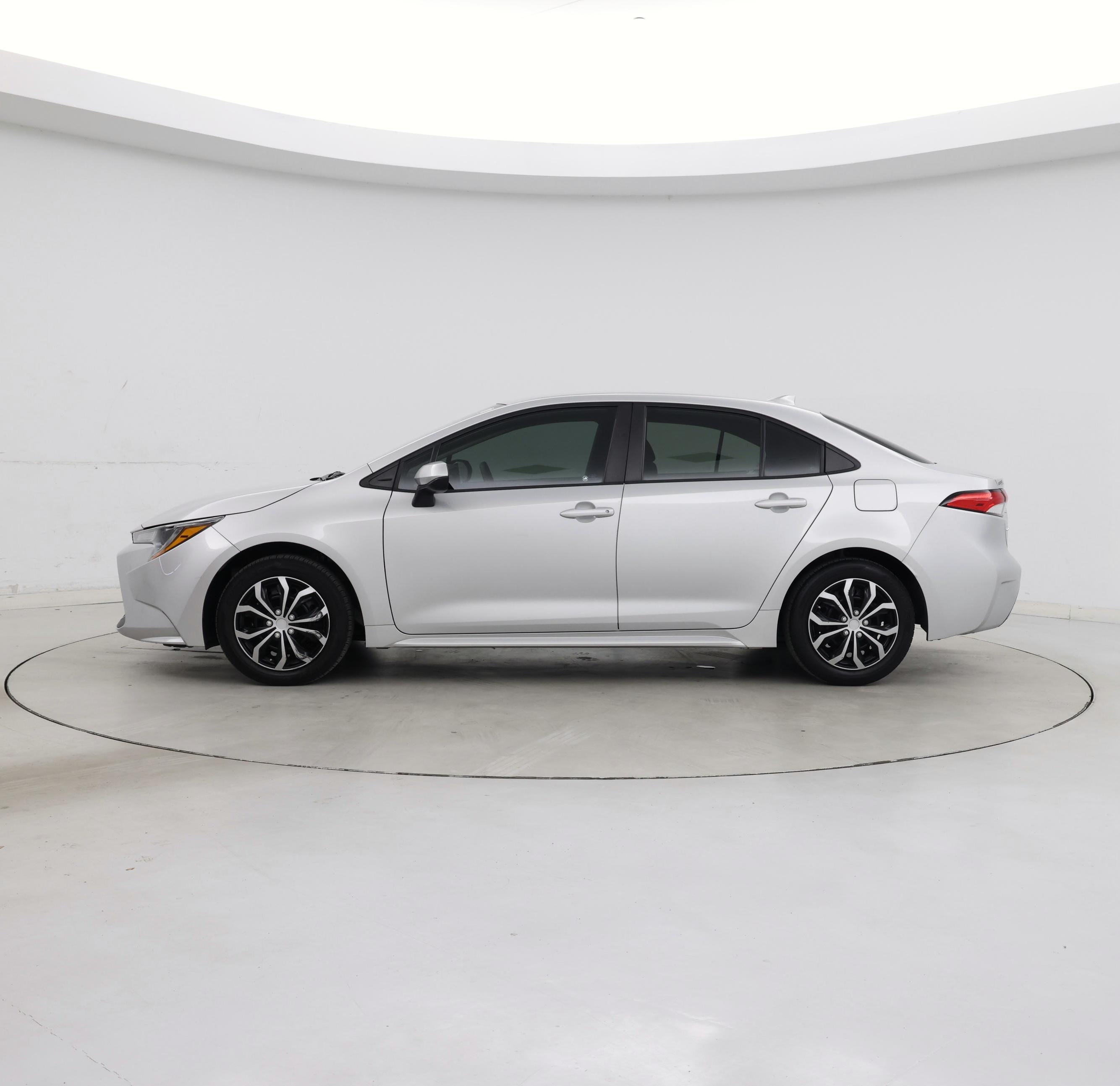 Thumbnail: 2022 Toyota Corolla - 3