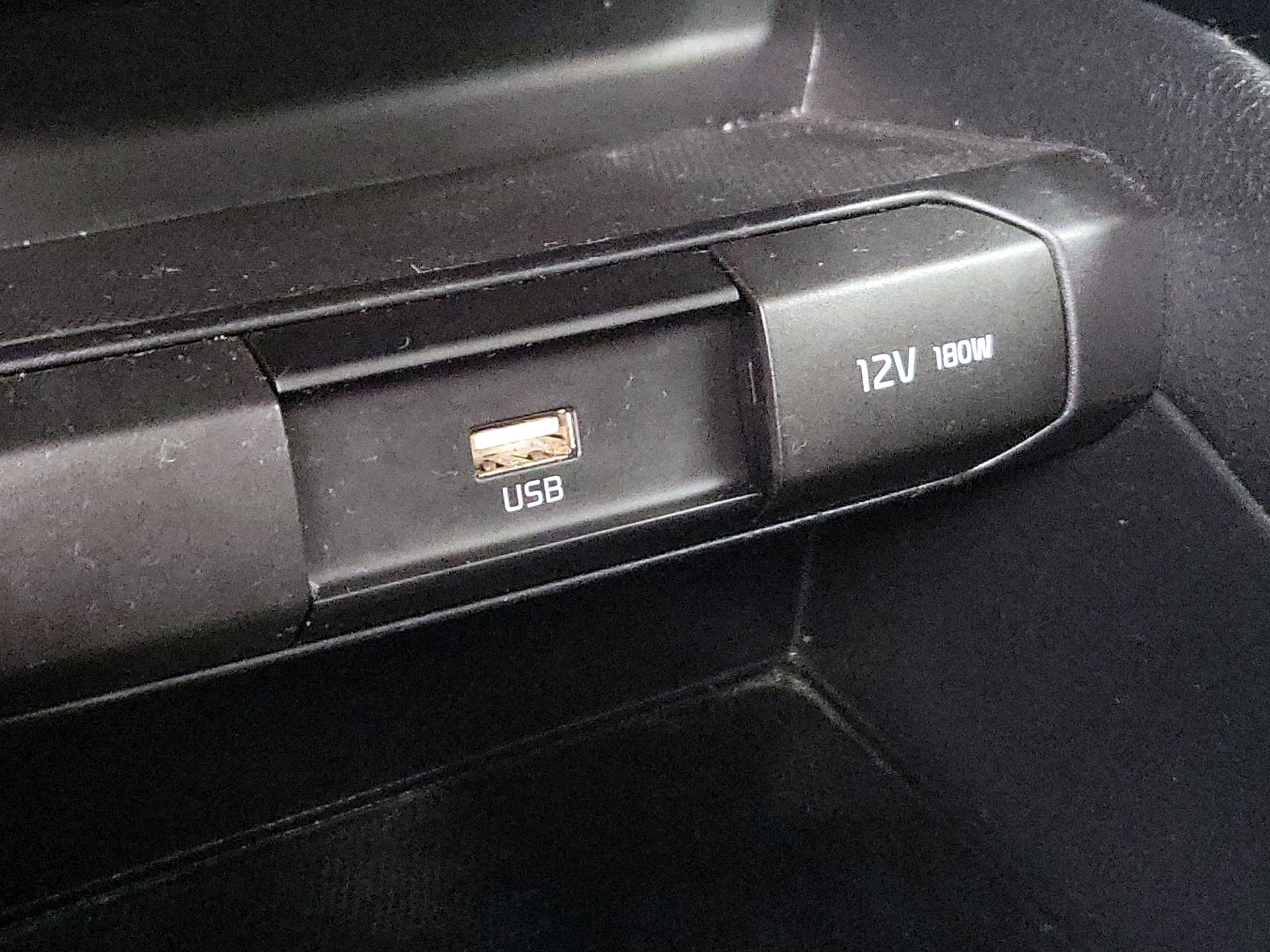 Thumbnail: 2022 Kia Rio - 18