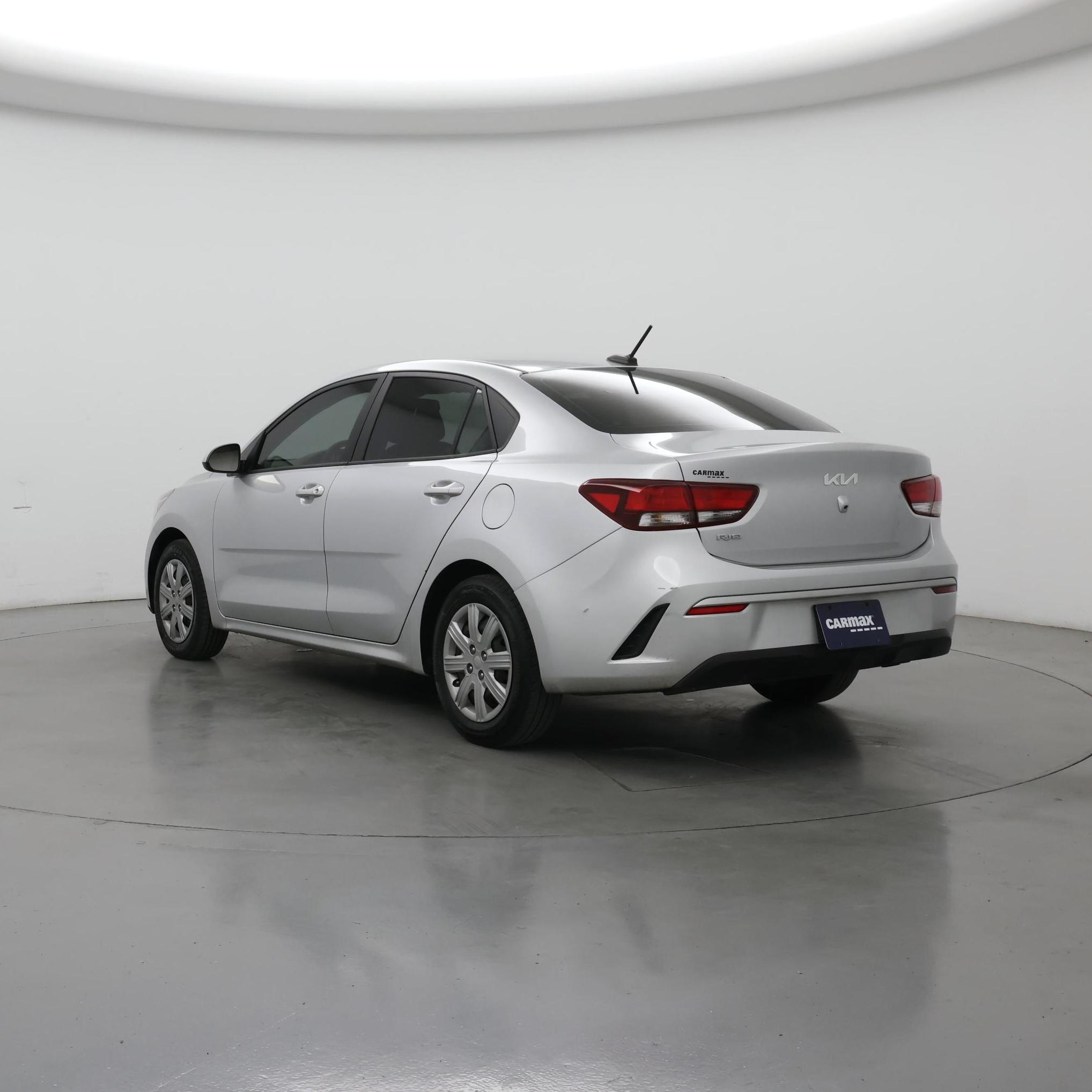 Thumbnail: 2022 Kia Rio - 2