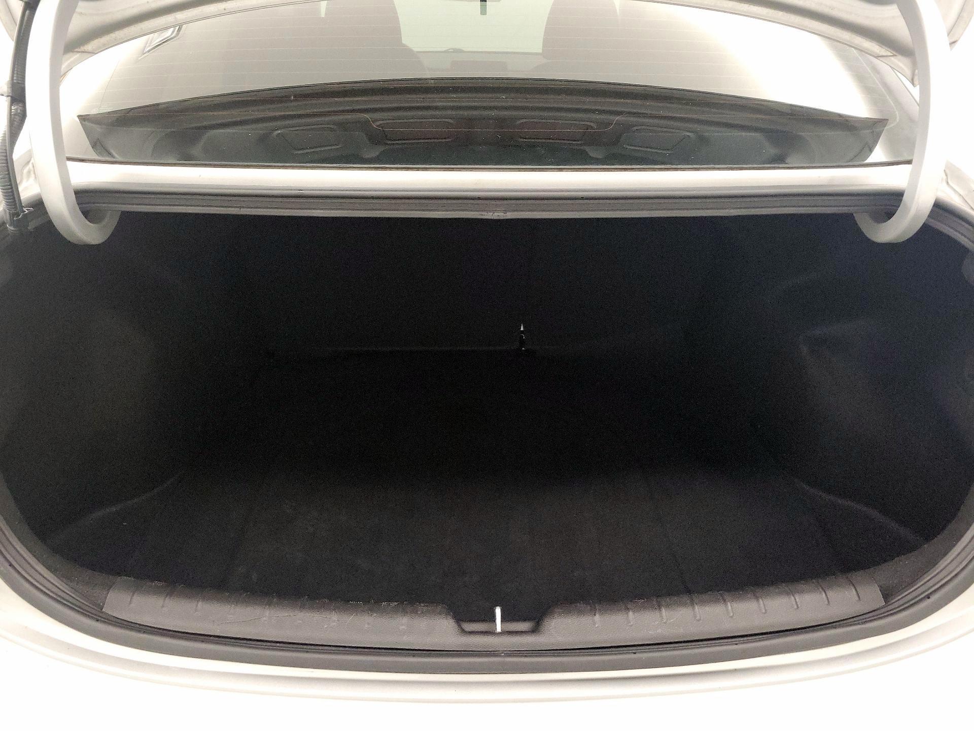 Thumbnail: 2022 Kia Rio - 20