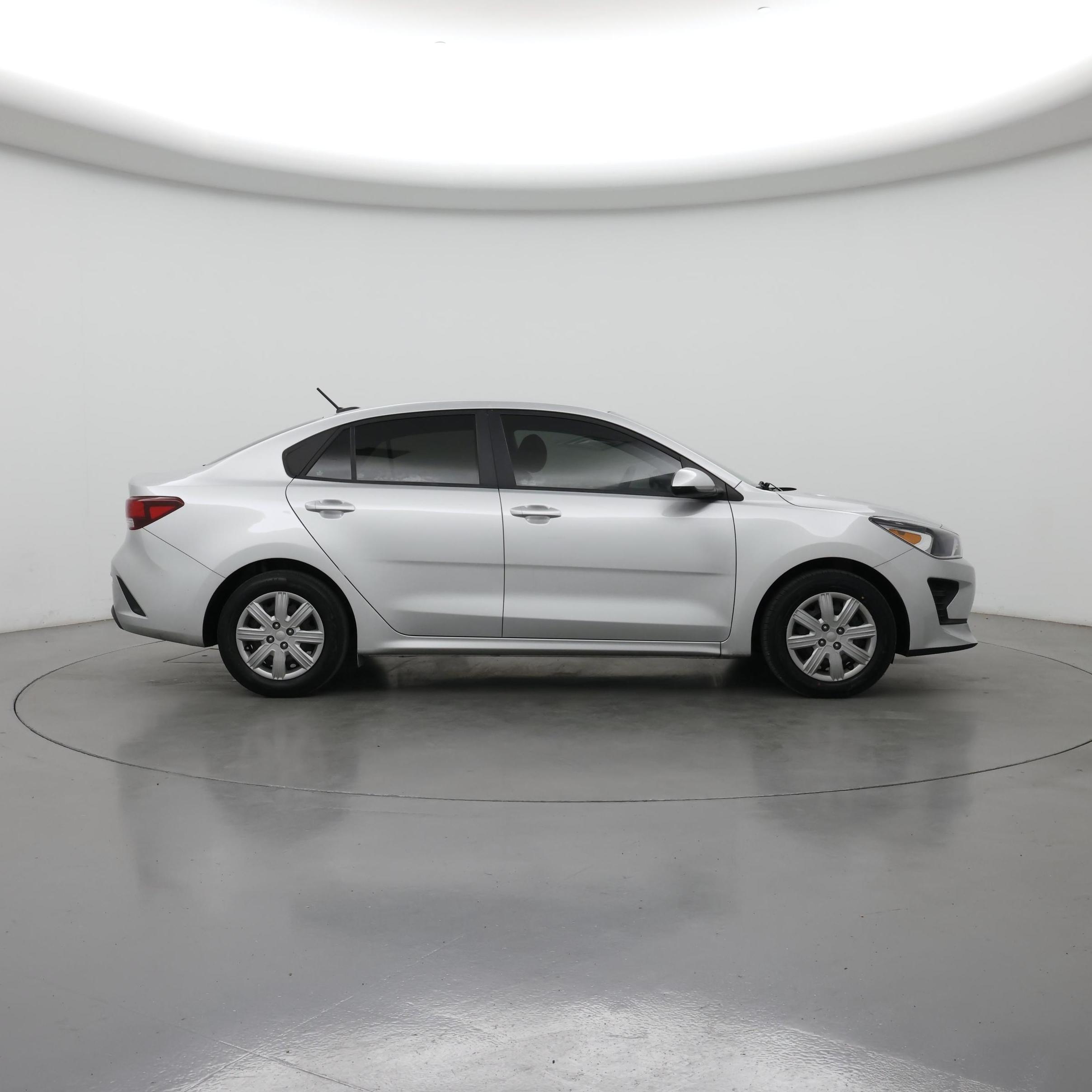 Thumbnail: 2022 Kia Rio - 7