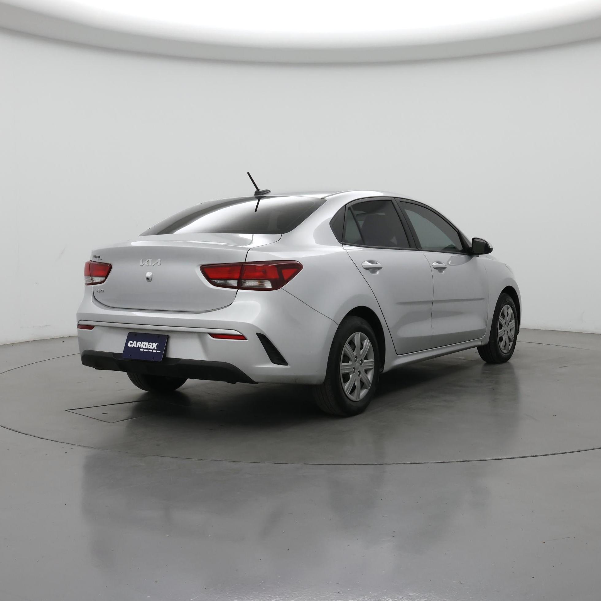 Thumbnail: 2022 Kia Rio - 8