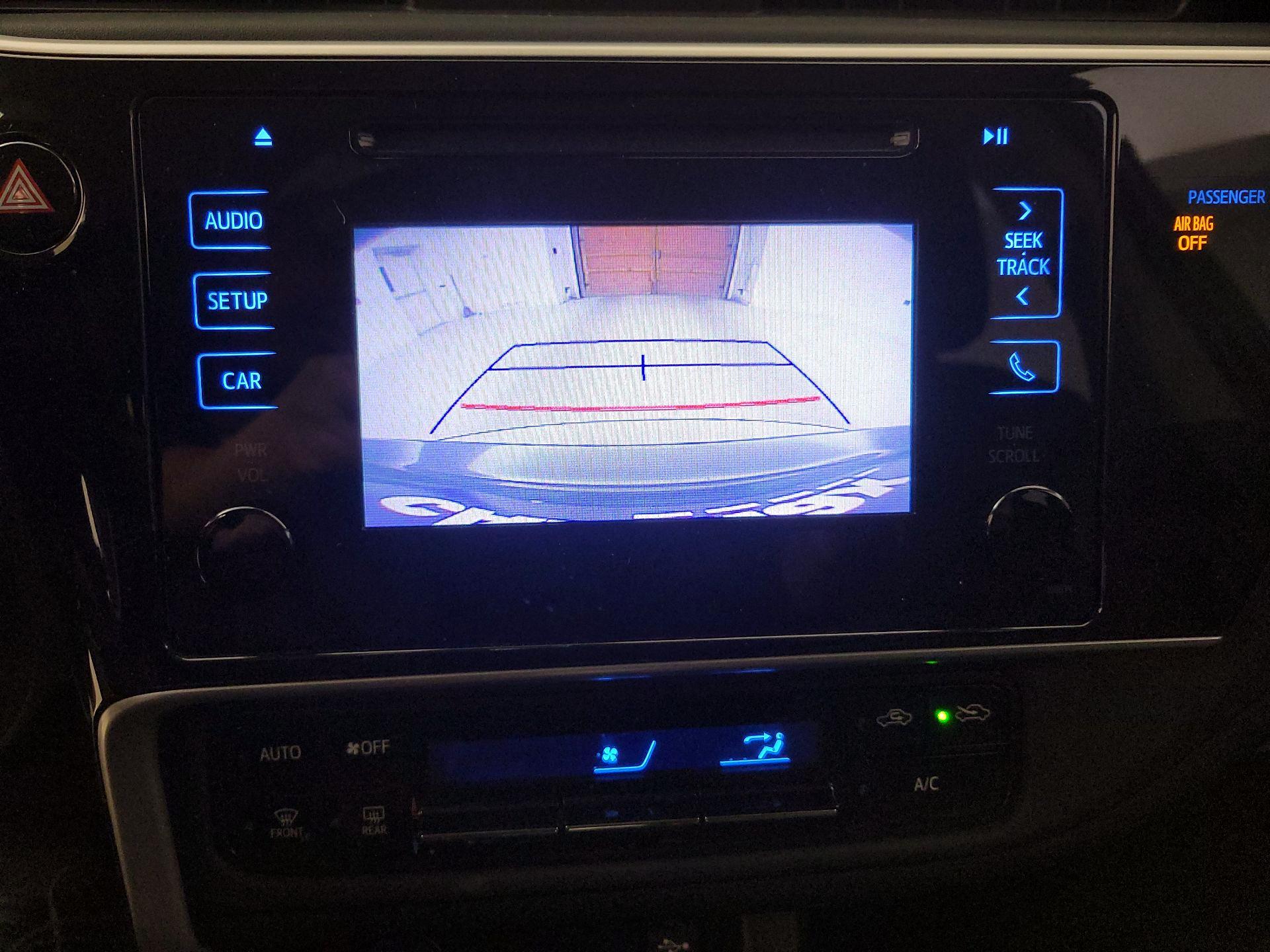 Thumbnail: 2018 Toyota Corolla - 14