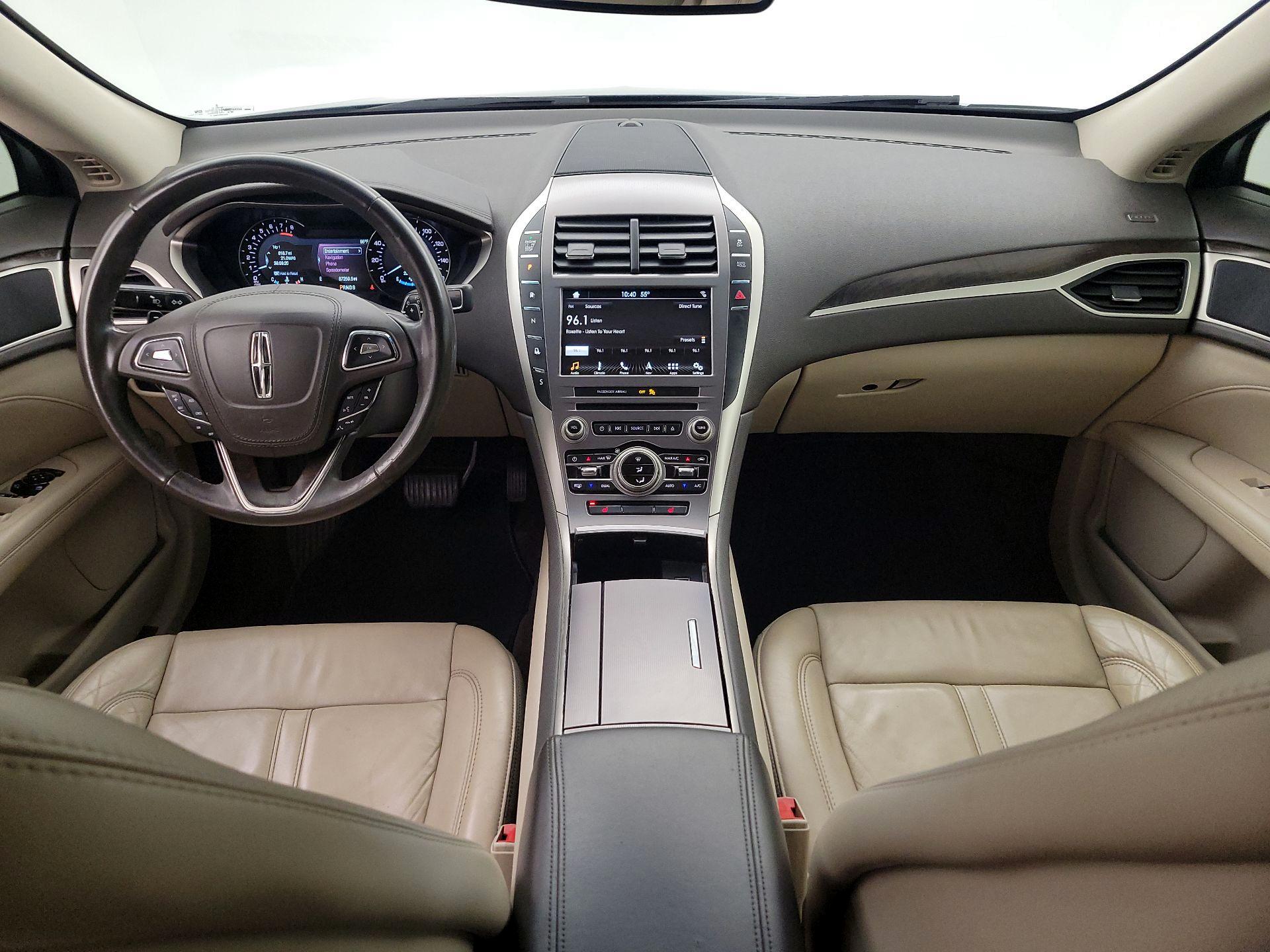 Thumbnail: 2017 Lincoln MKZ - 9