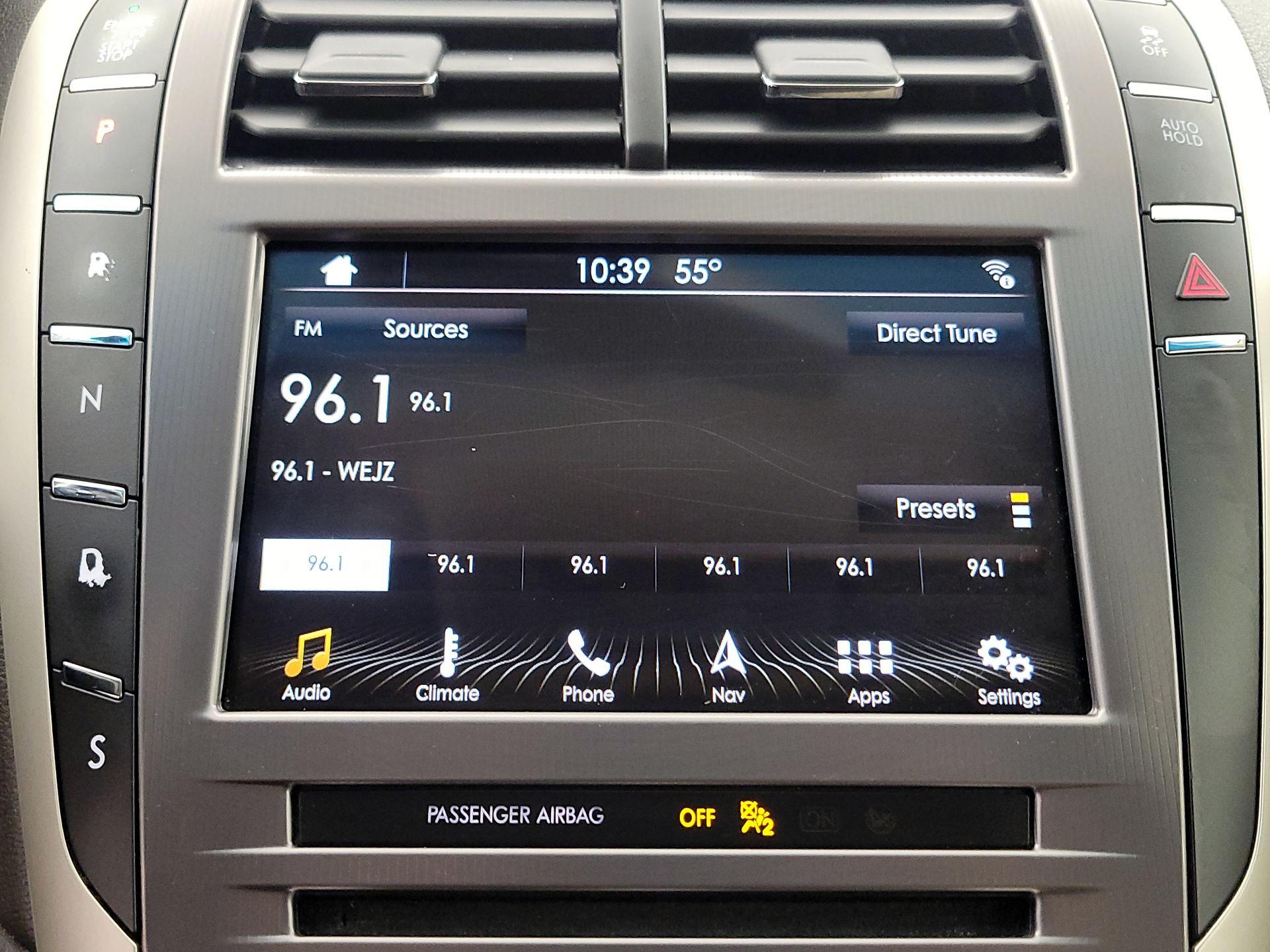 Thumbnail: 2017 Lincoln MKZ - 15