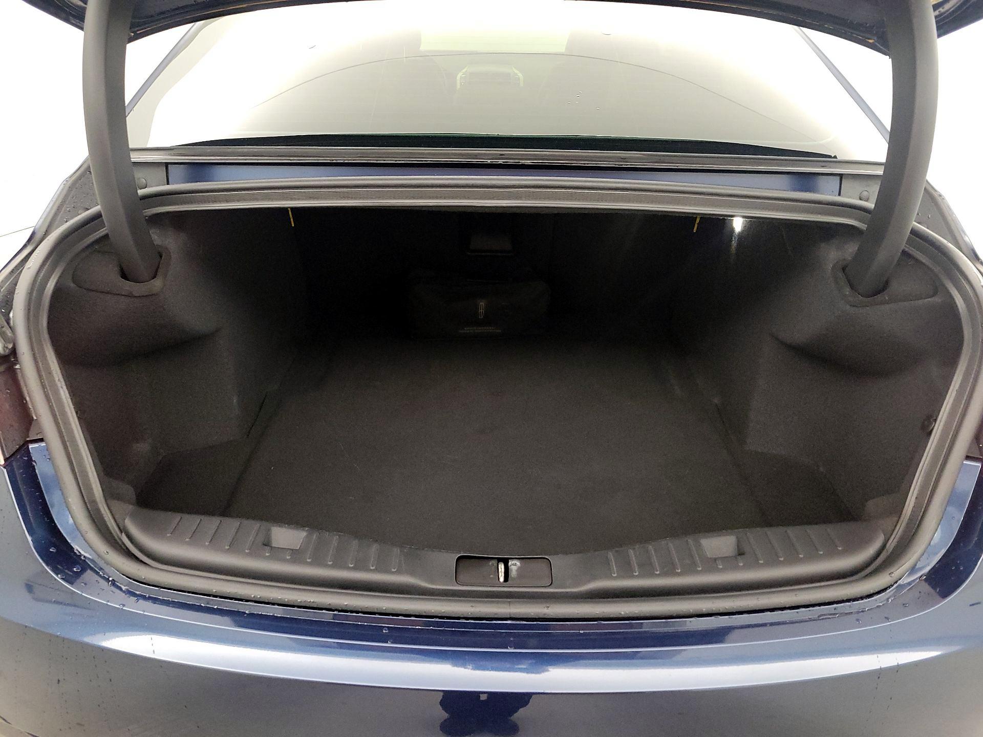 Thumbnail: 2017 Lincoln MKZ - 20