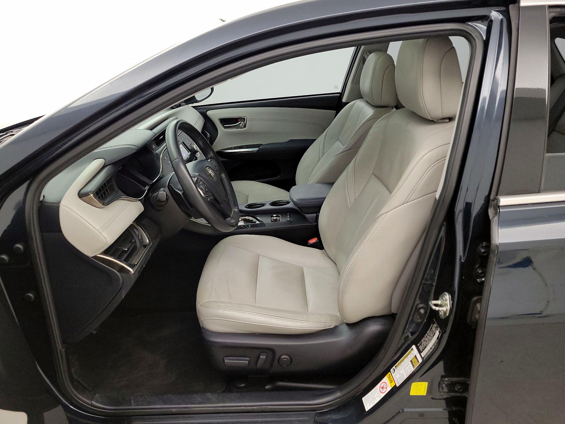 Thumbnail: 2015 Toyota Avalon - 11