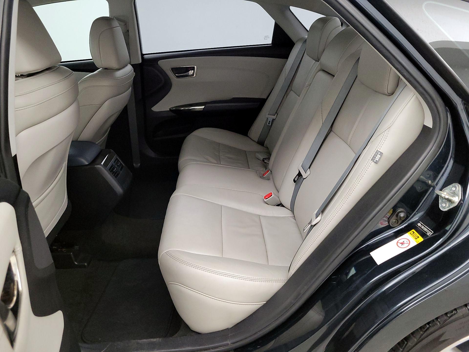 Thumbnail: 2015 Toyota Avalon - 19