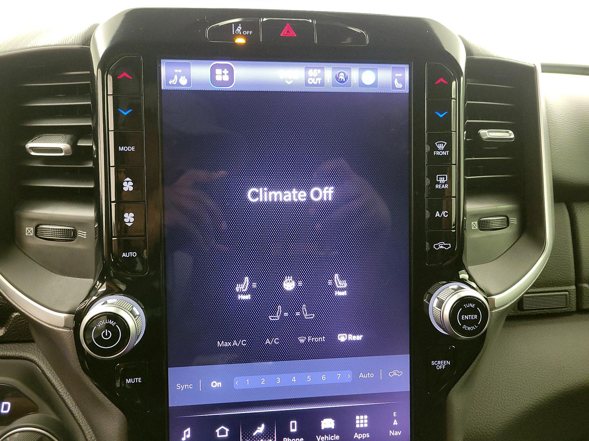 Thumbnail: 2025 RAM 1500 - 17