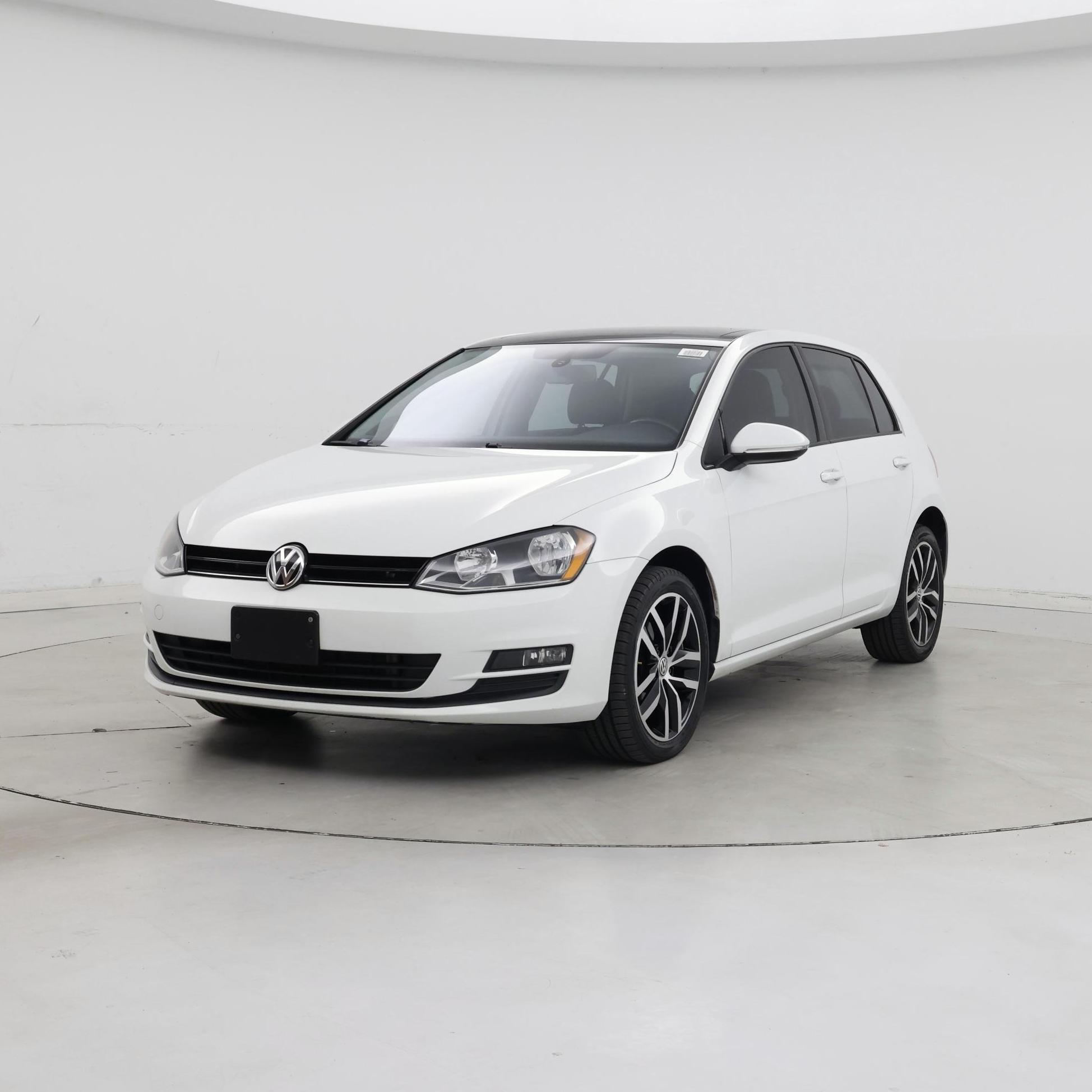 Thumbnail: 2016 Volkswagen Golf - 4