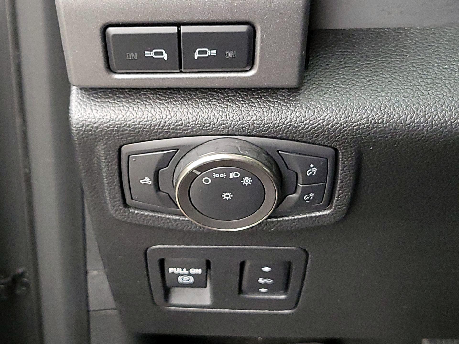 Thumbnail: 2020 Ford F-150 - 13