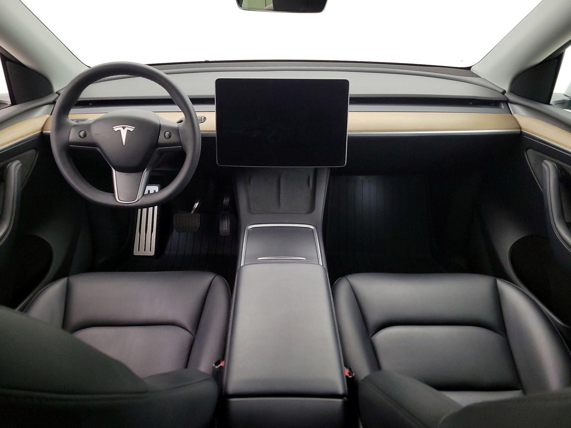 Thumbnail: 2022 Tesla Model Y - 9